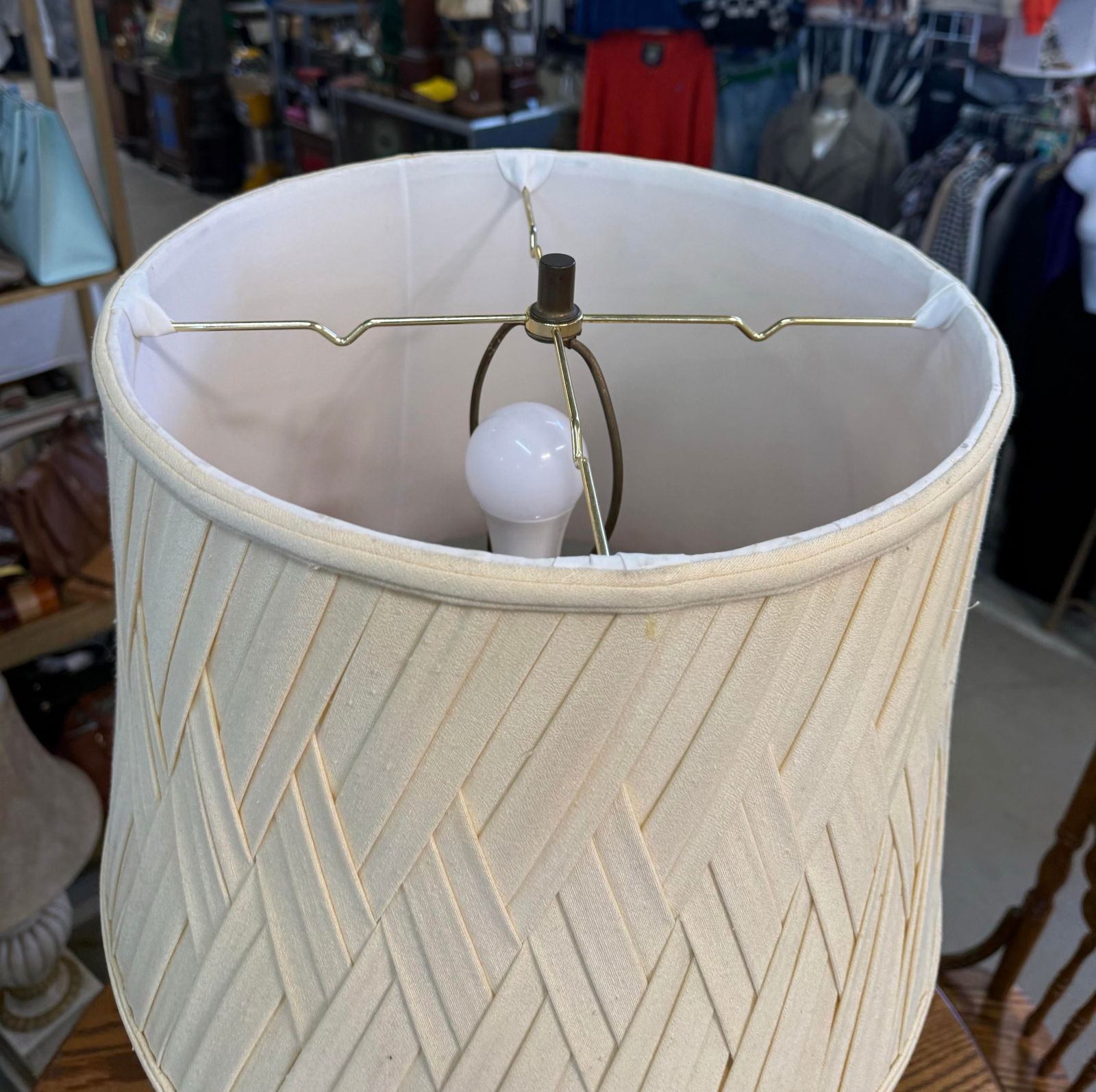 Vintage Hollywood Regency Carnival Glass Lamp With Shades MCM 33in - 5