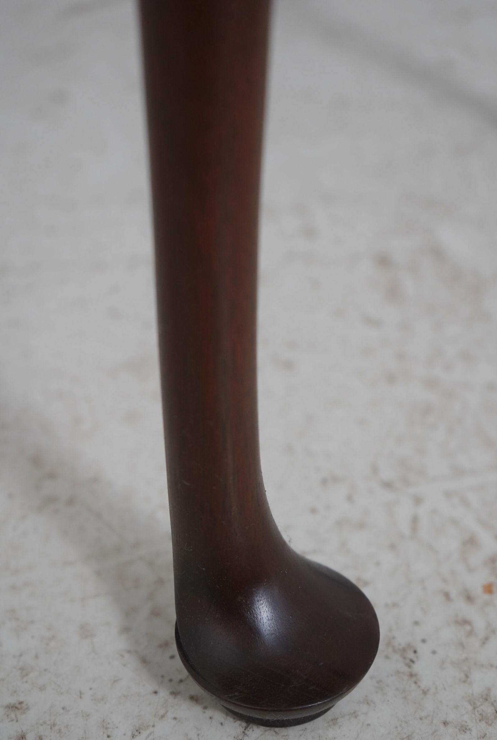 Henkel Harris Spnea Mahogany Drop-Leaf Occasional Table - 12