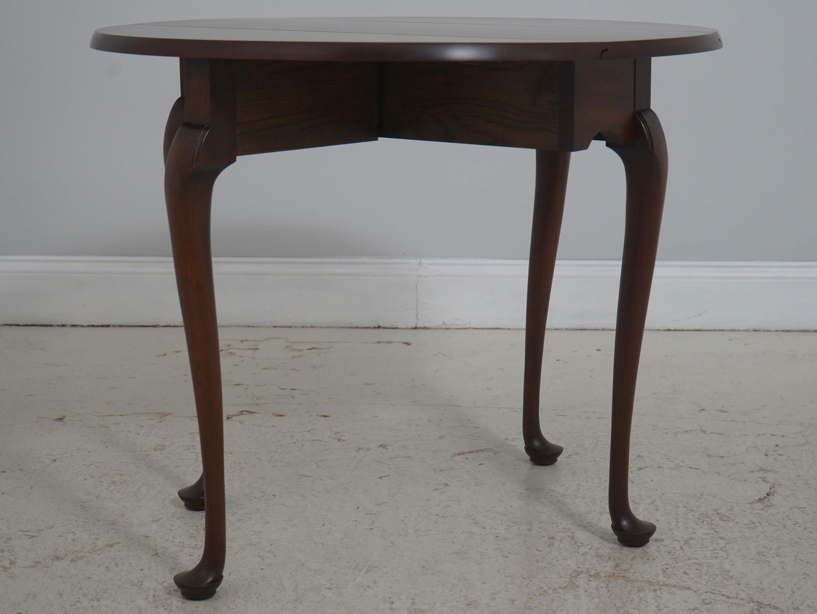 Henkel Harris Spnea Mahogany Drop-Leaf Occasional Table - 14