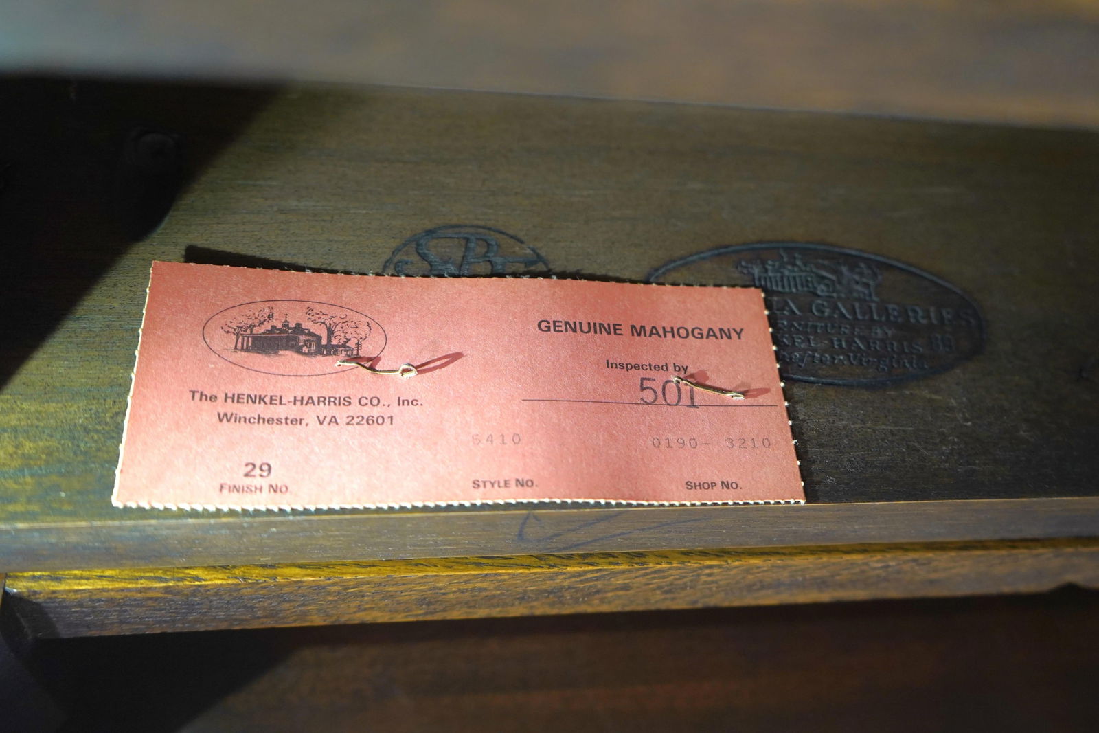 Henkel Harris Spnea Mahogany Drop-Leaf Occasional Table - 17