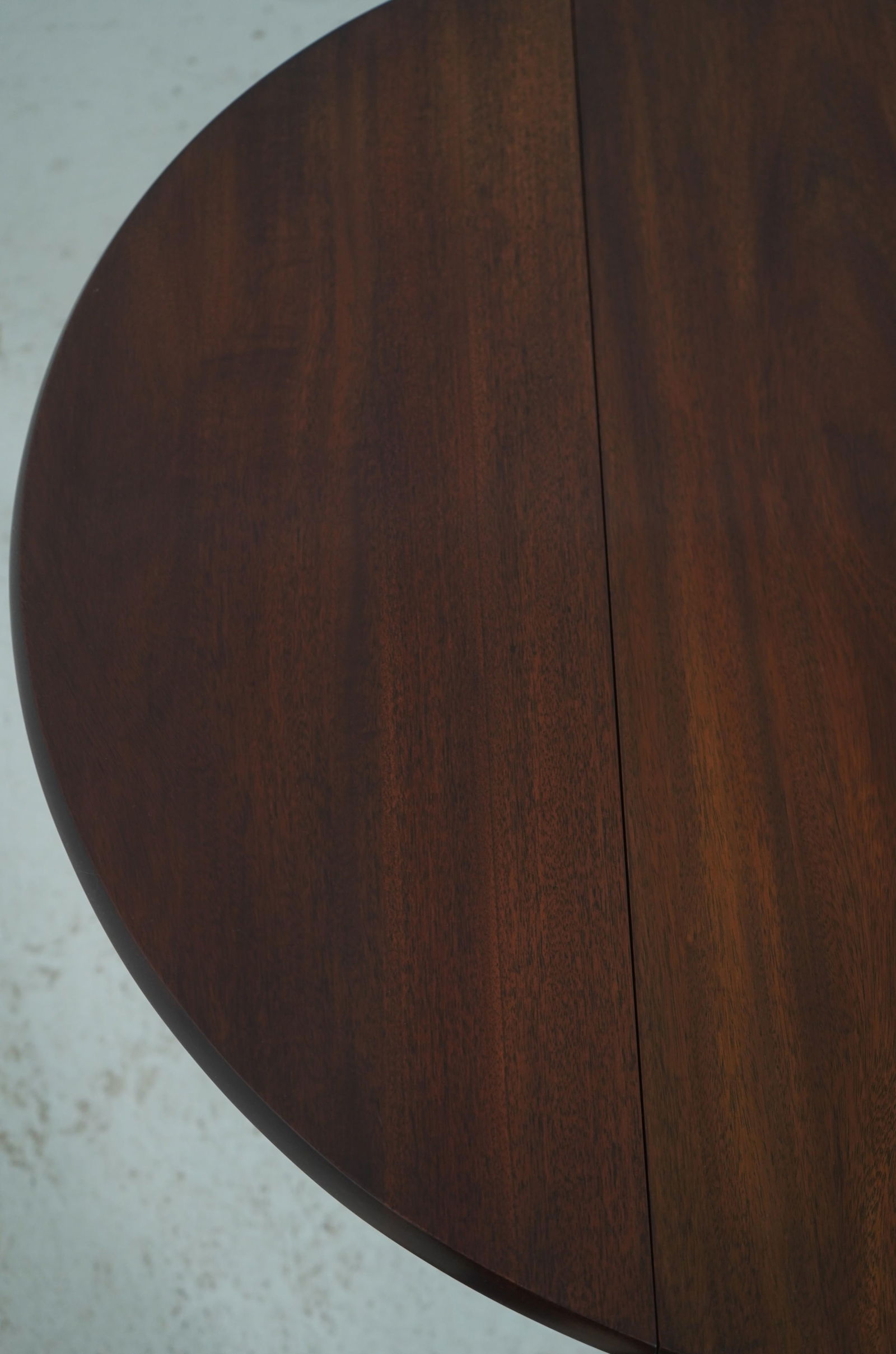 Henkel Harris Spnea Mahogany Drop-Leaf Occasional Table - 9