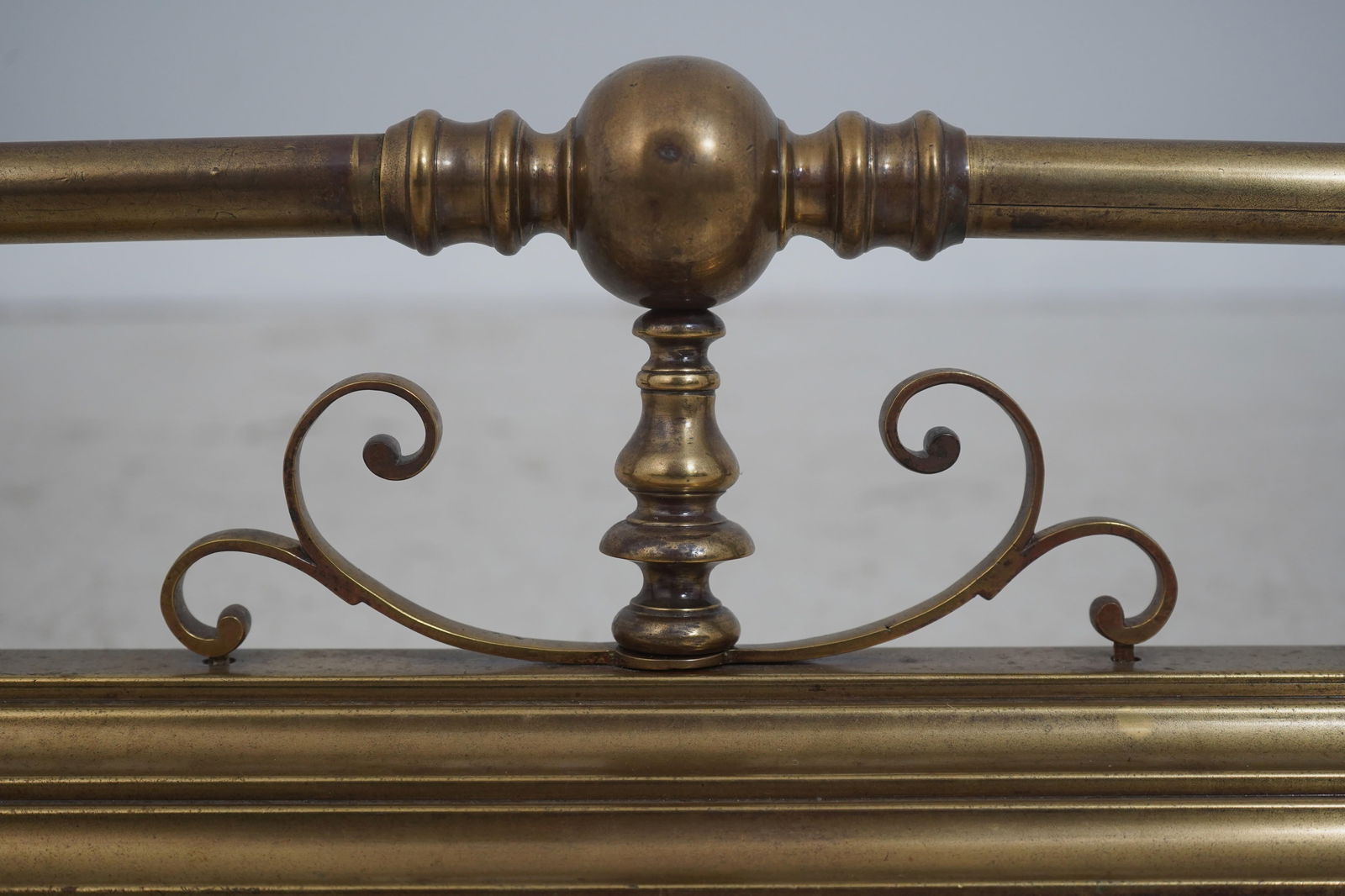 Antique English Brass Fireplace Fender on Wood Base - 5