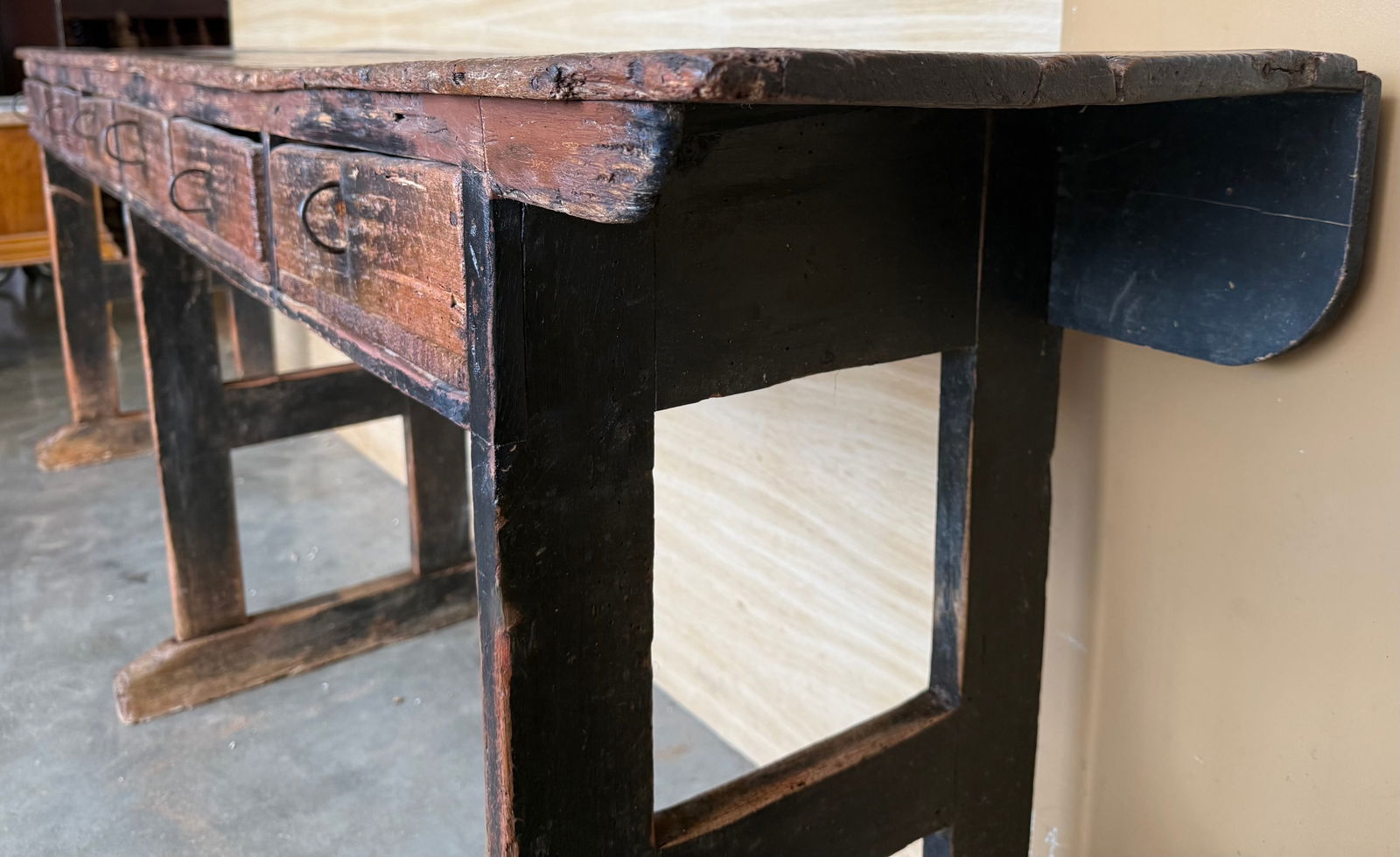 18th Century Large Solid Wood Walnut Console Table With Six Drawers - 11