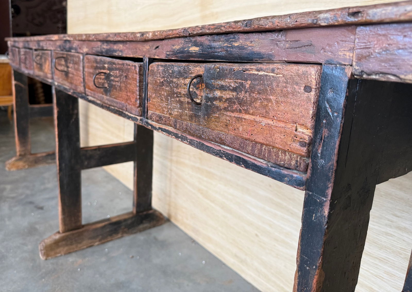 18th Century Large Solid Wood Walnut Console Table With Six Drawers - 12