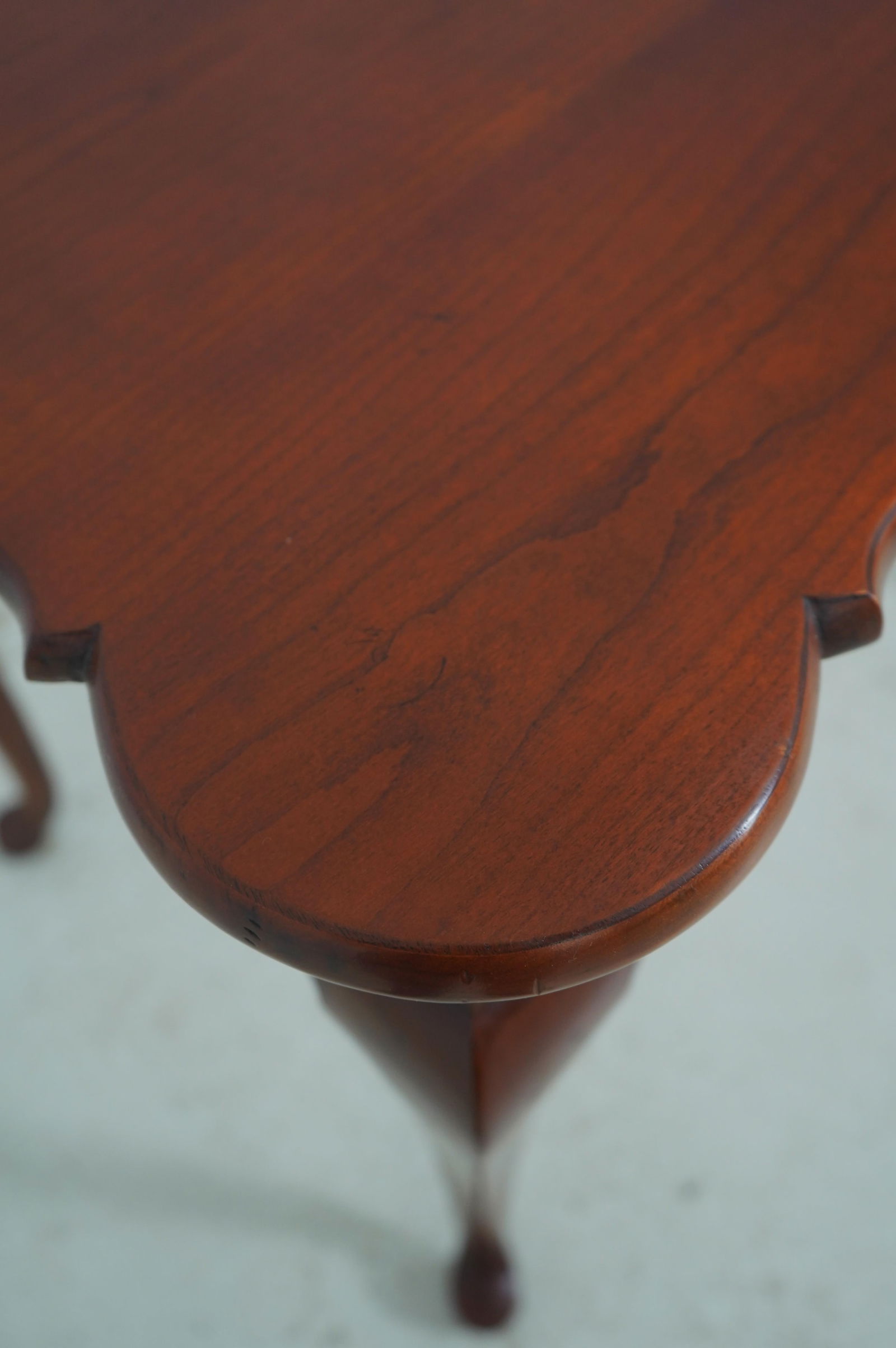 Kindel Chimney Hill Cherry Scalloped Top Tea Table - 5