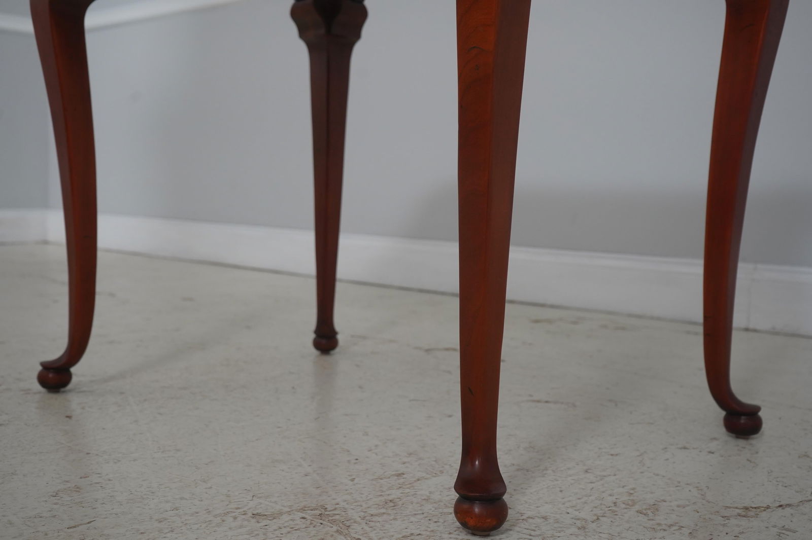 Kindel Chimney Hill Cherry Scalloped Top Tea Table - 6