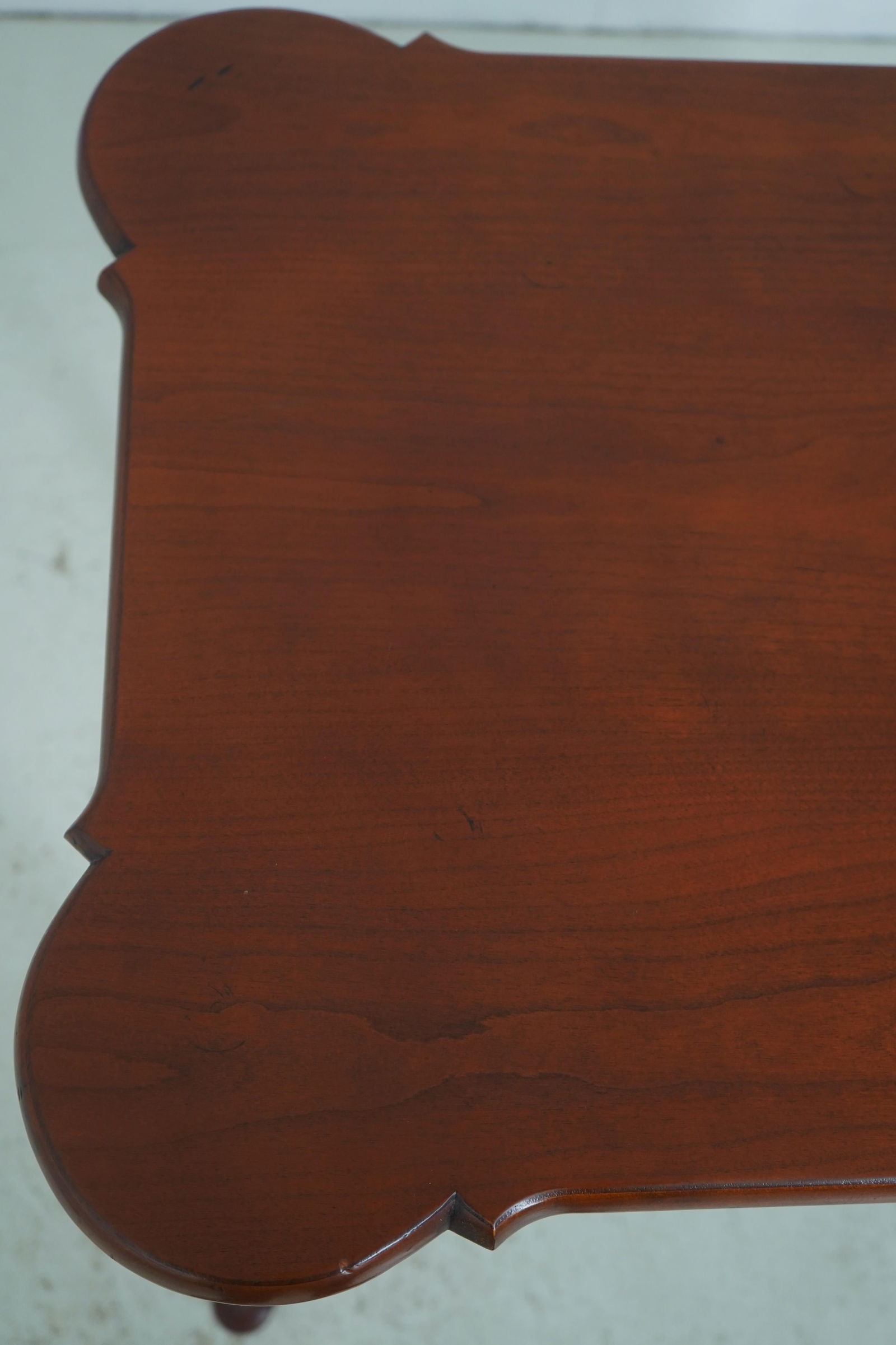 Kindel Chimney Hill Cherry Scalloped Top Tea Table - 8