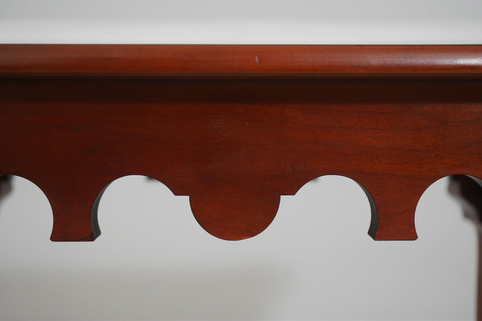 Kindel Chimney Hill Cherry Scalloped Top Tea Table - 9