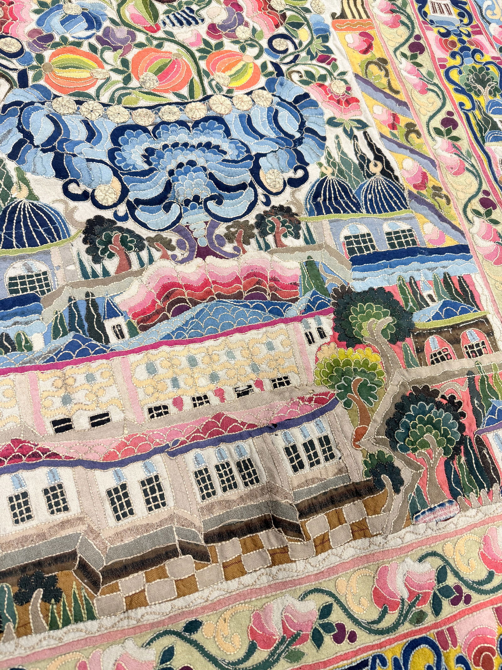 Late 19th / E. 20th Century Ottoman Turkish Mihrab Embroidered Tapestry - 12