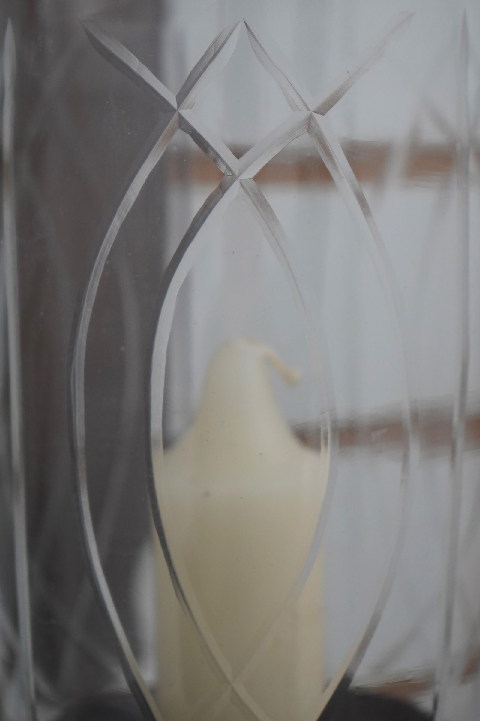 1980s Pair Bronze Wall Mounted Crystal Shade Candleabras - 4