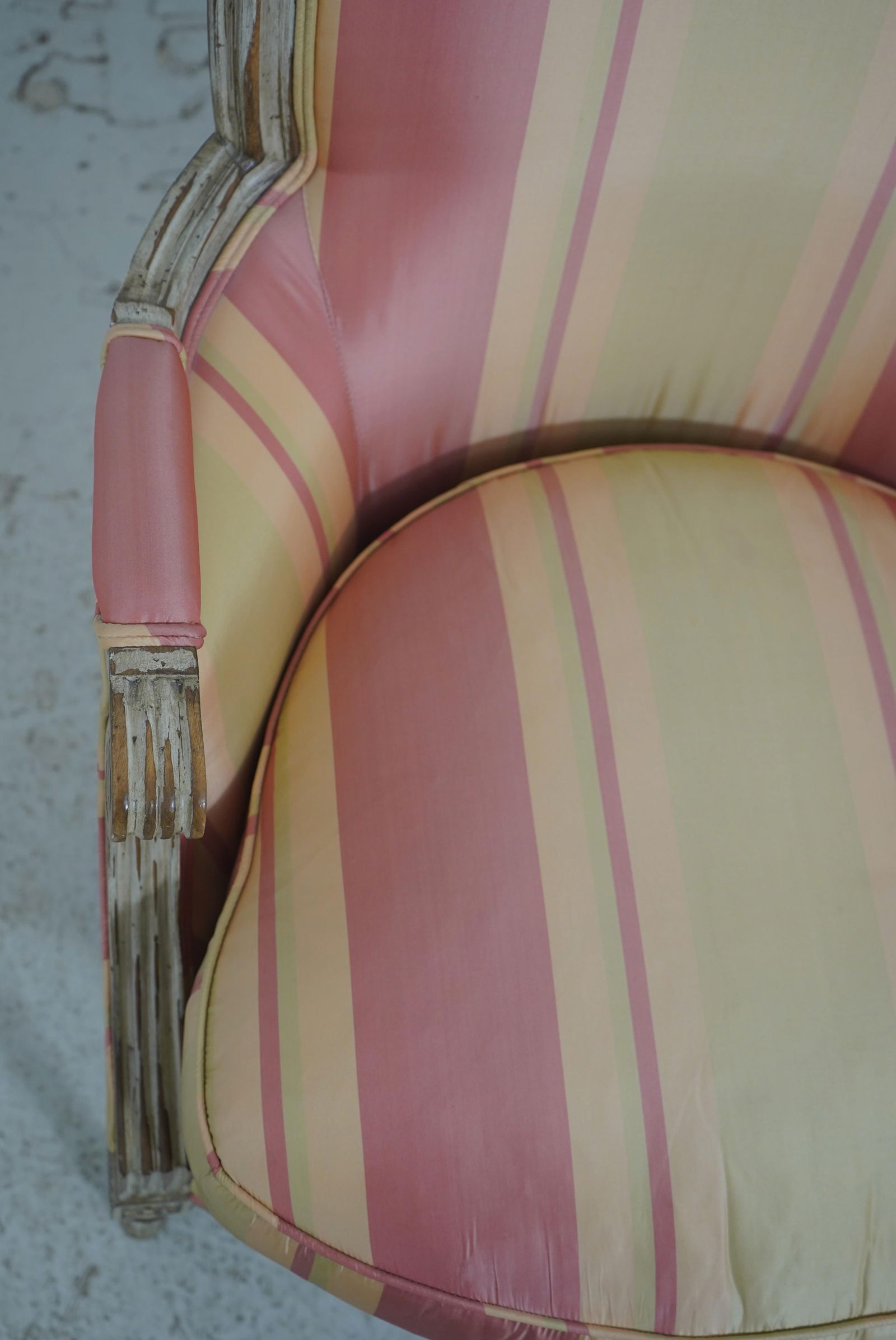 Pair Baker French Louis XVI Upholstered Bergere Chairs - 15