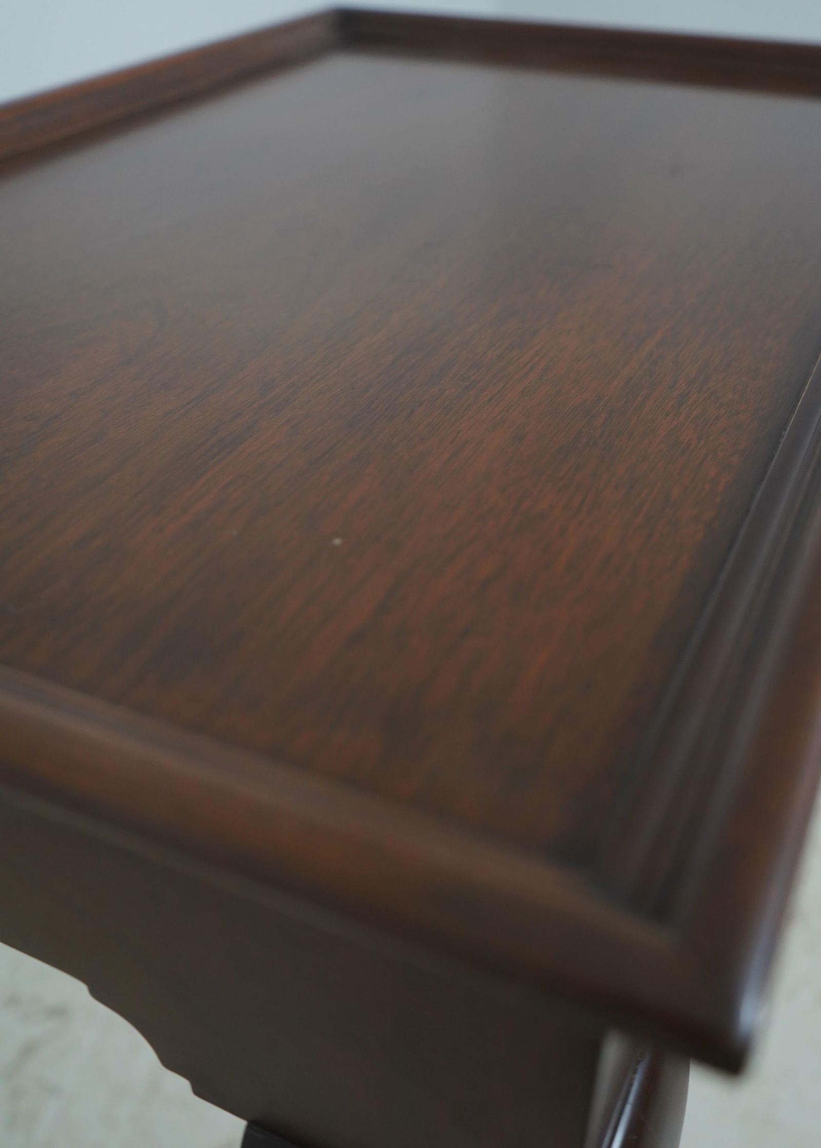 Kindel Oxford Mahogany Queen Anne Tea Table - 11