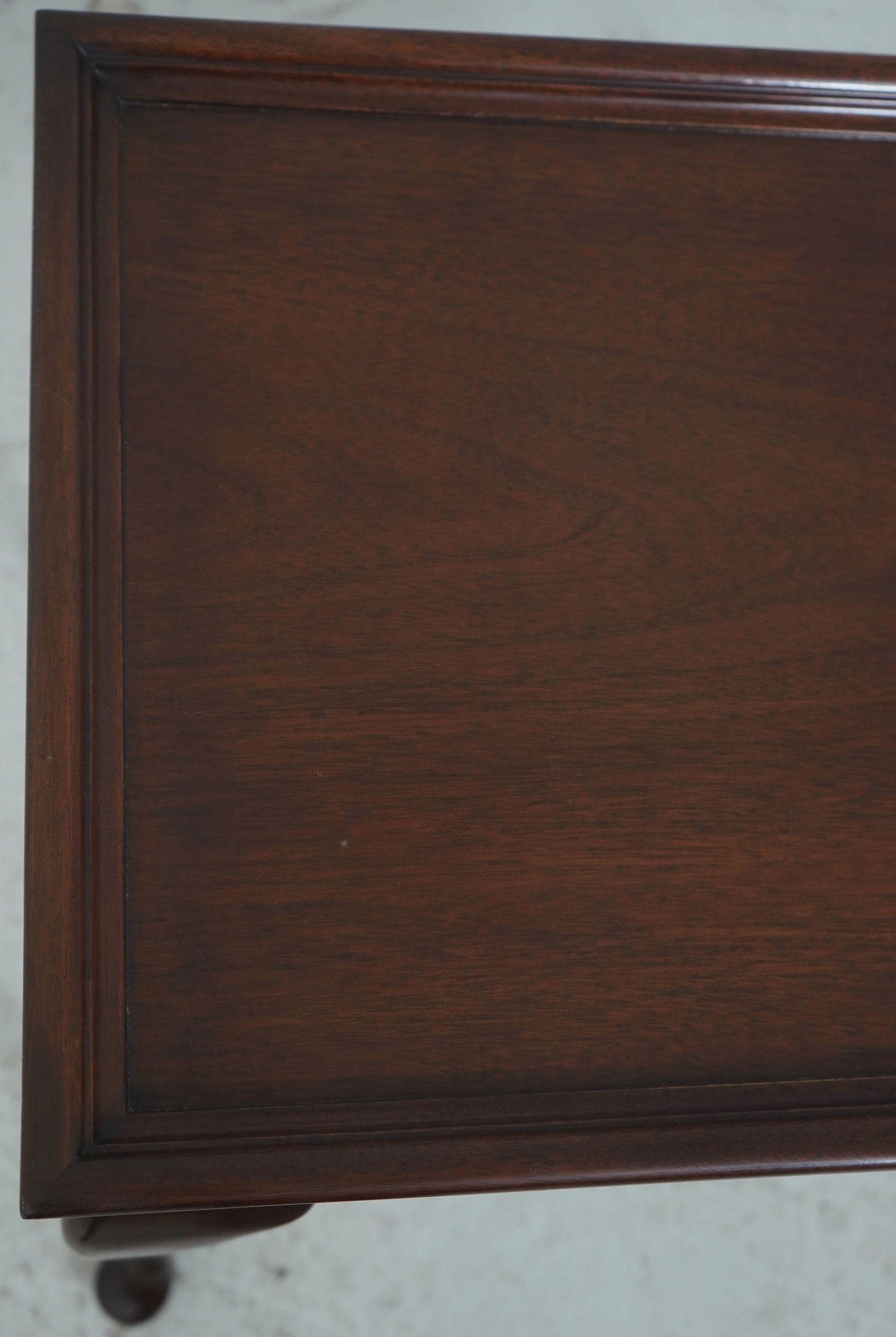 Kindel Oxford Mahogany Queen Anne Tea Table - 14