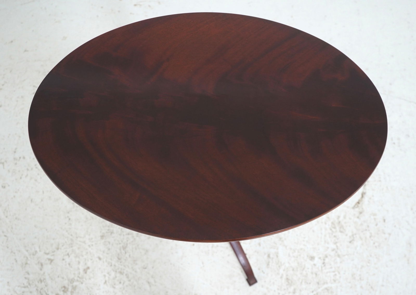 Baker Colonial Williamsburg Mahogany Tilt Top Occasional Table - 5