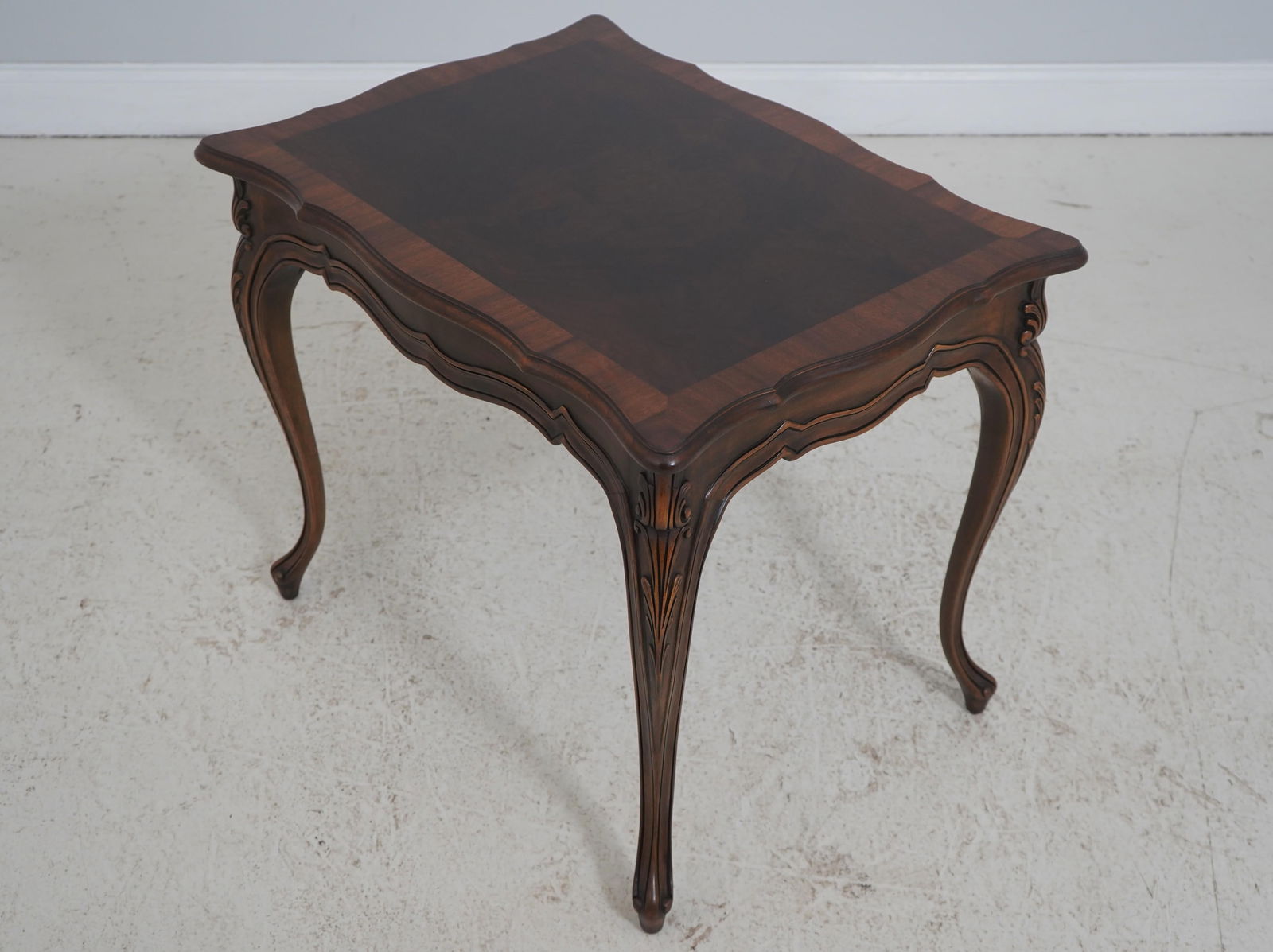 Pair Karges French Louis XV Walnut End Tables - 3
