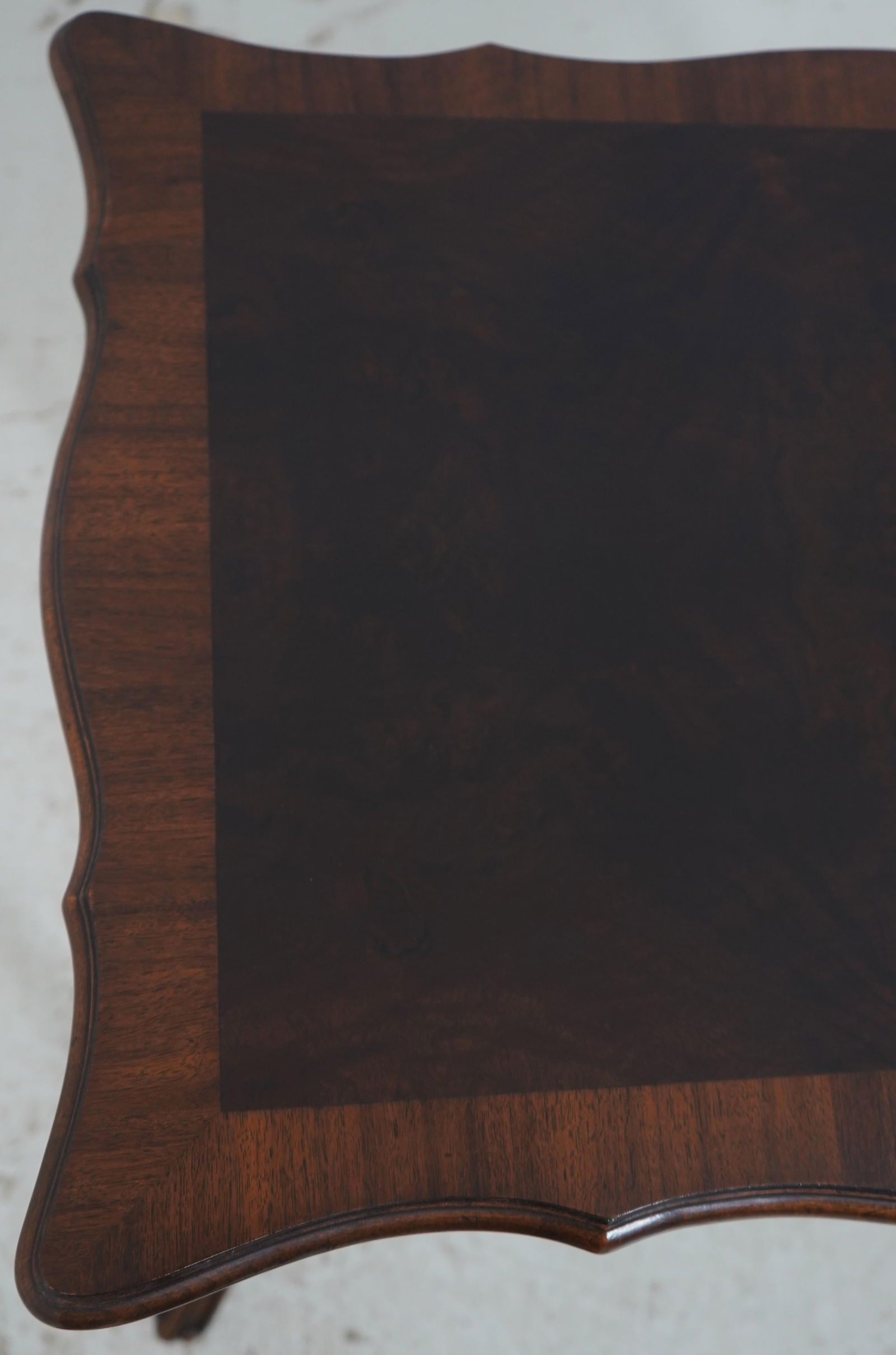 Pair Karges French Louis XV Walnut End Tables - 7