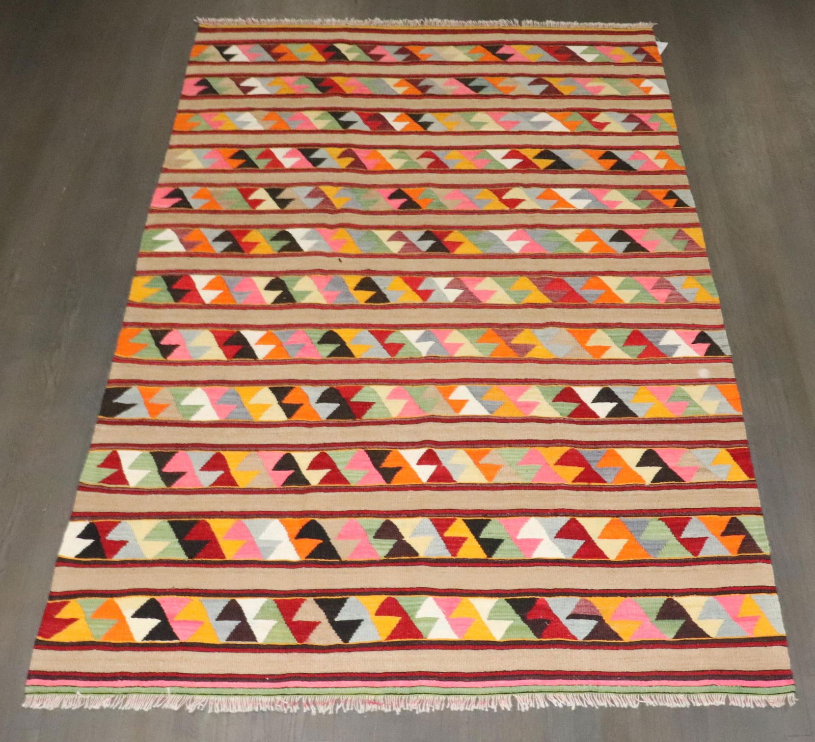 Colorful Vintage Turkish Kilim, 5'5'' X 8'11'' - 2