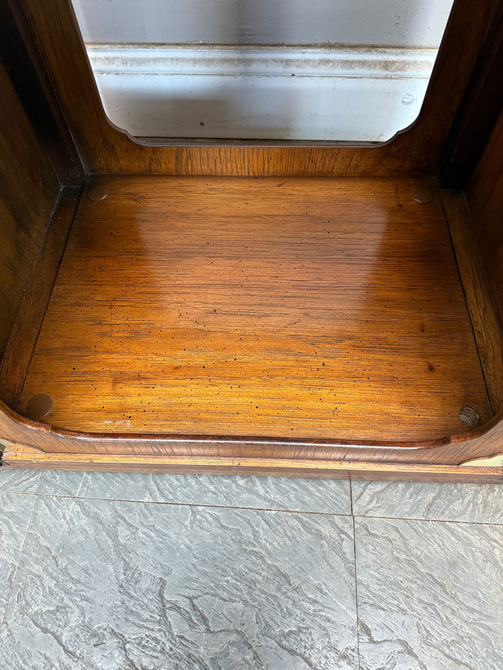 Pair of Vintage Thomasville Mystique Collection Chinoiserie Nightstands With Brass Hardware - 11