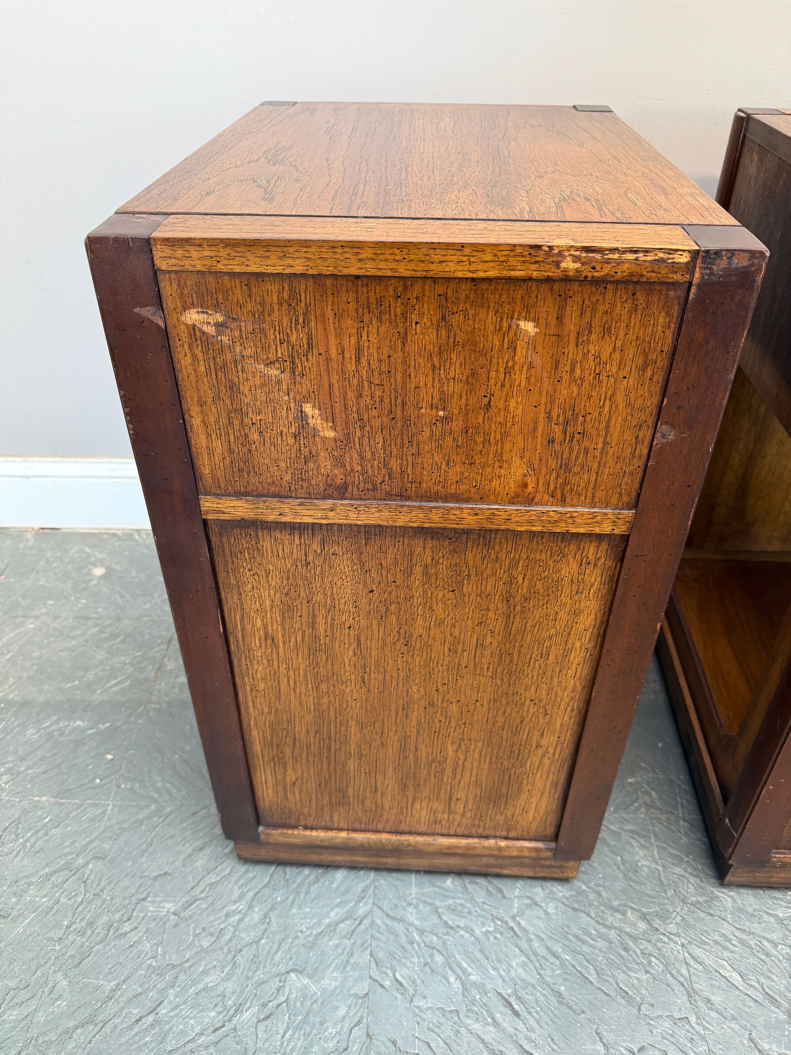 Pair of Vintage Thomasville Mystique Collection Chinoiserie Nightstands With Brass Hardware - 14