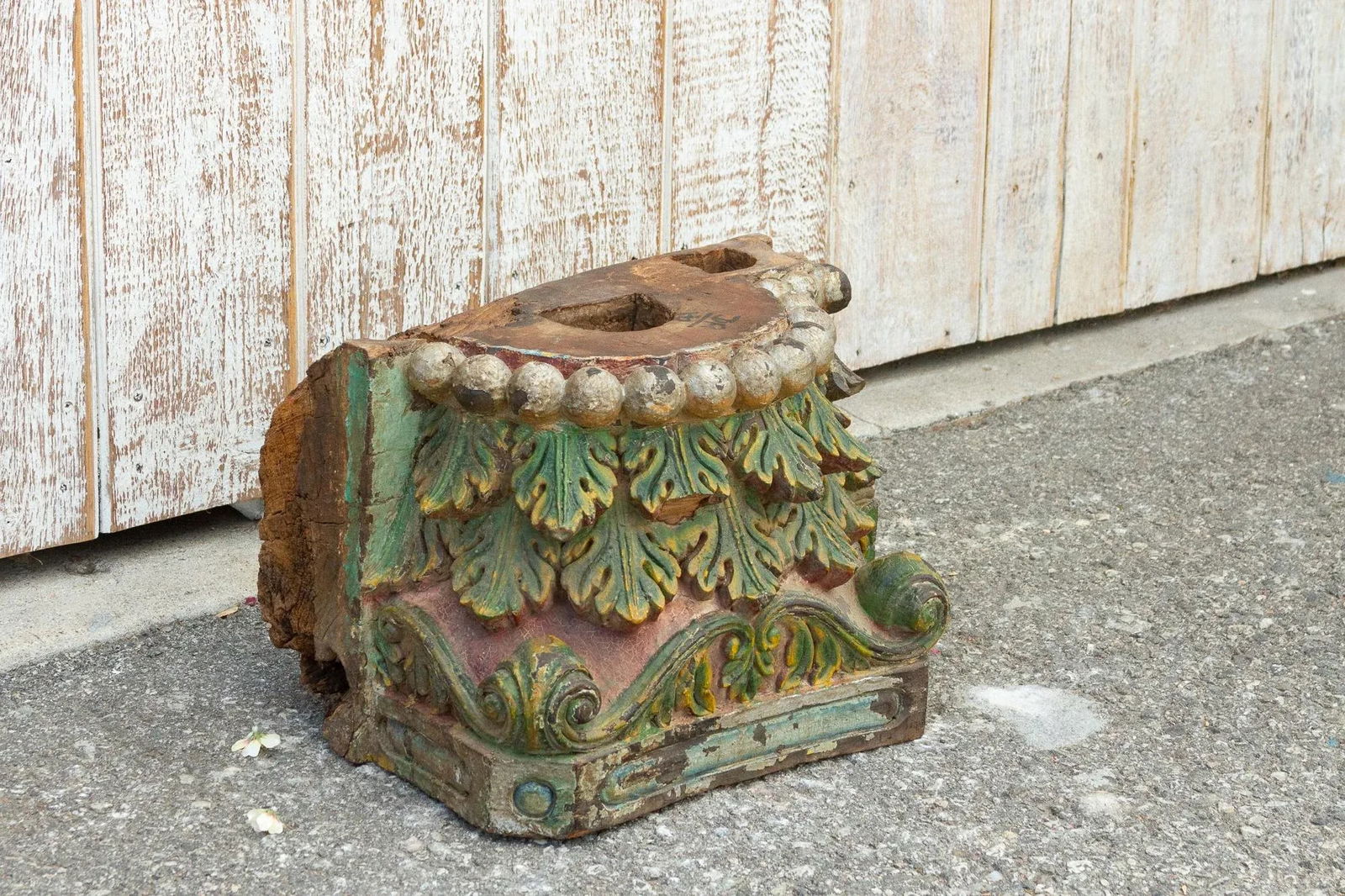 Antique Multi-Color Acanthus Leaf Indian Carved Base - 3