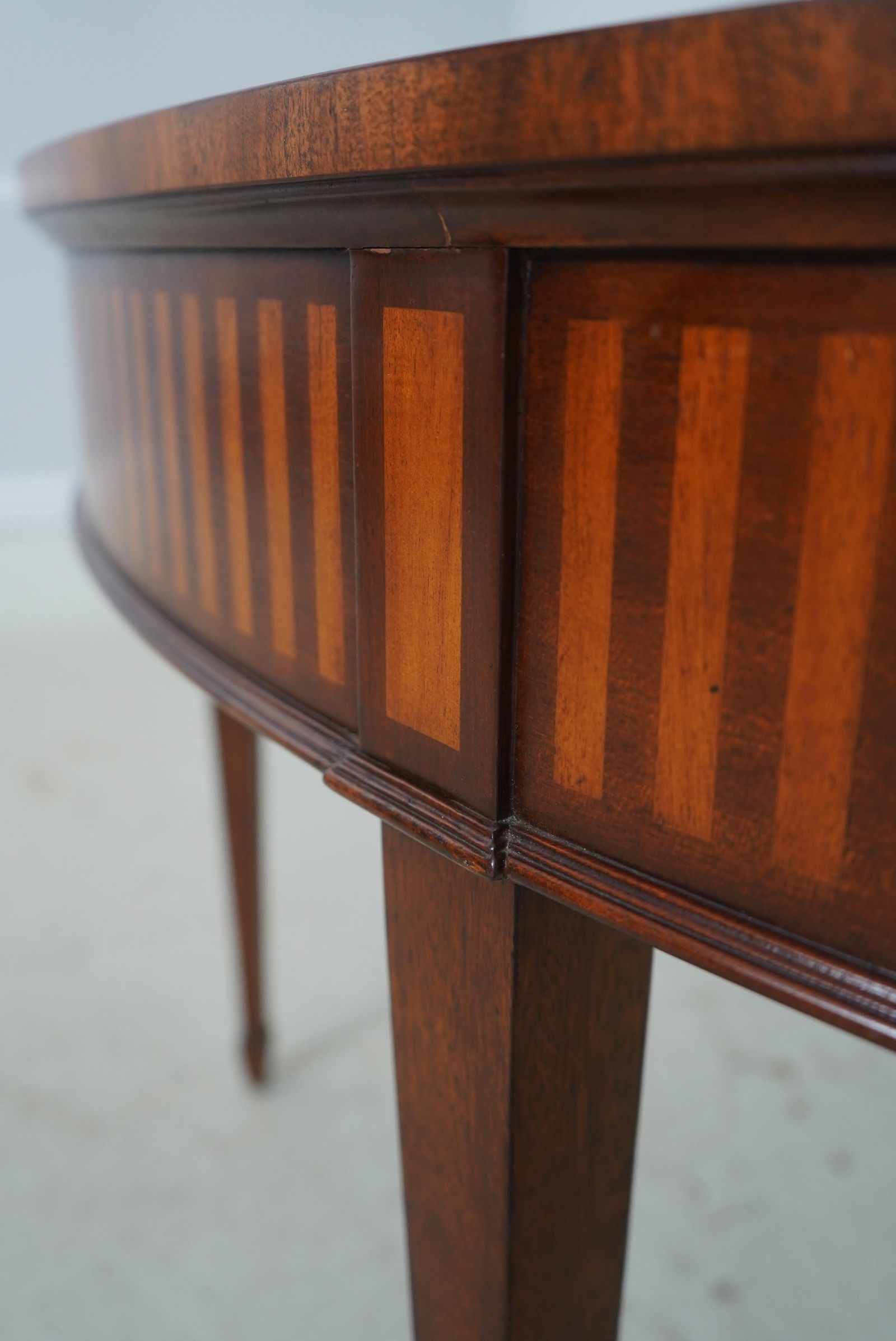 Ethan Allen Federal Inlaid Mahogany Console Table - 12