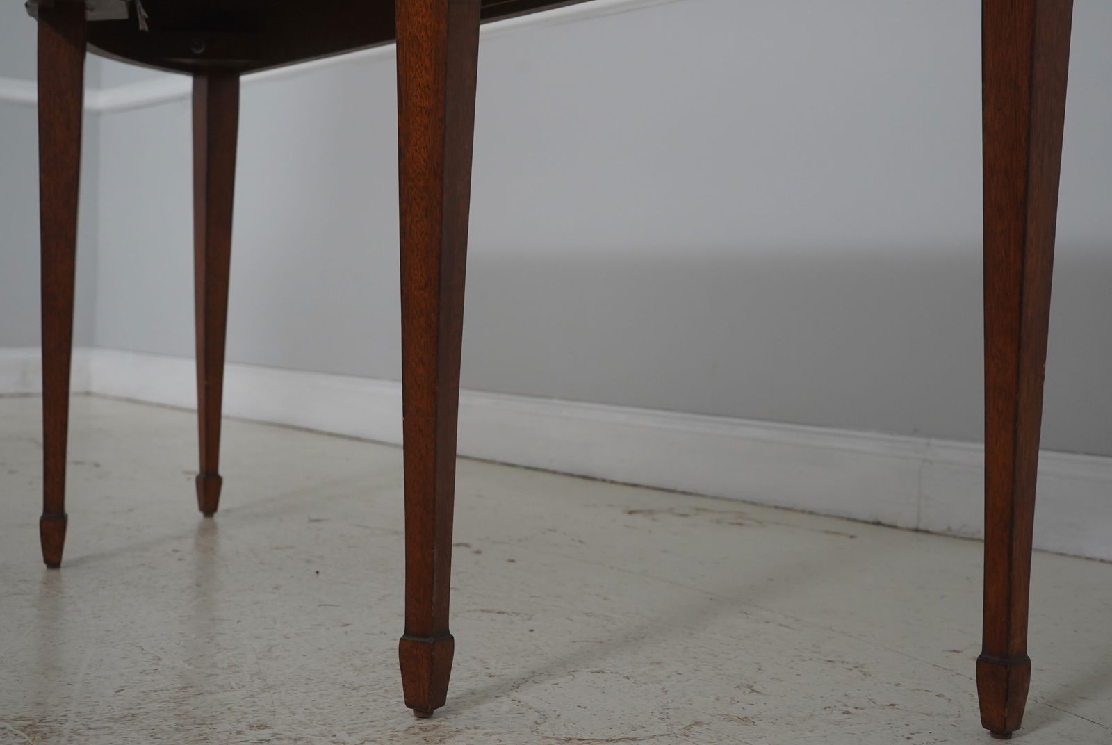 Ethan Allen Federal Inlaid Mahogany Console Table - 5