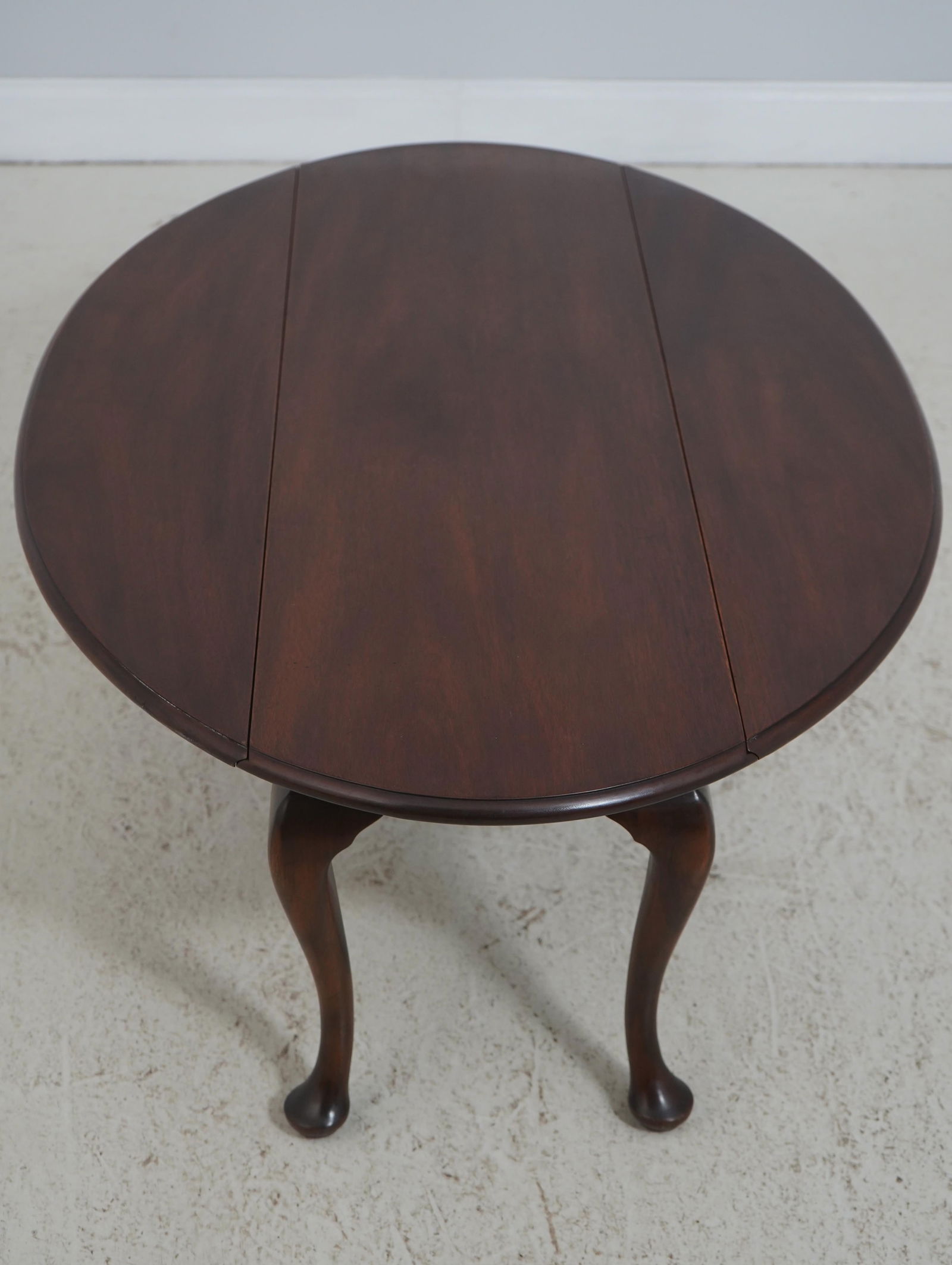 Kittinger Queen Anne Mahogany Drop Leaf Coffee Table - 5