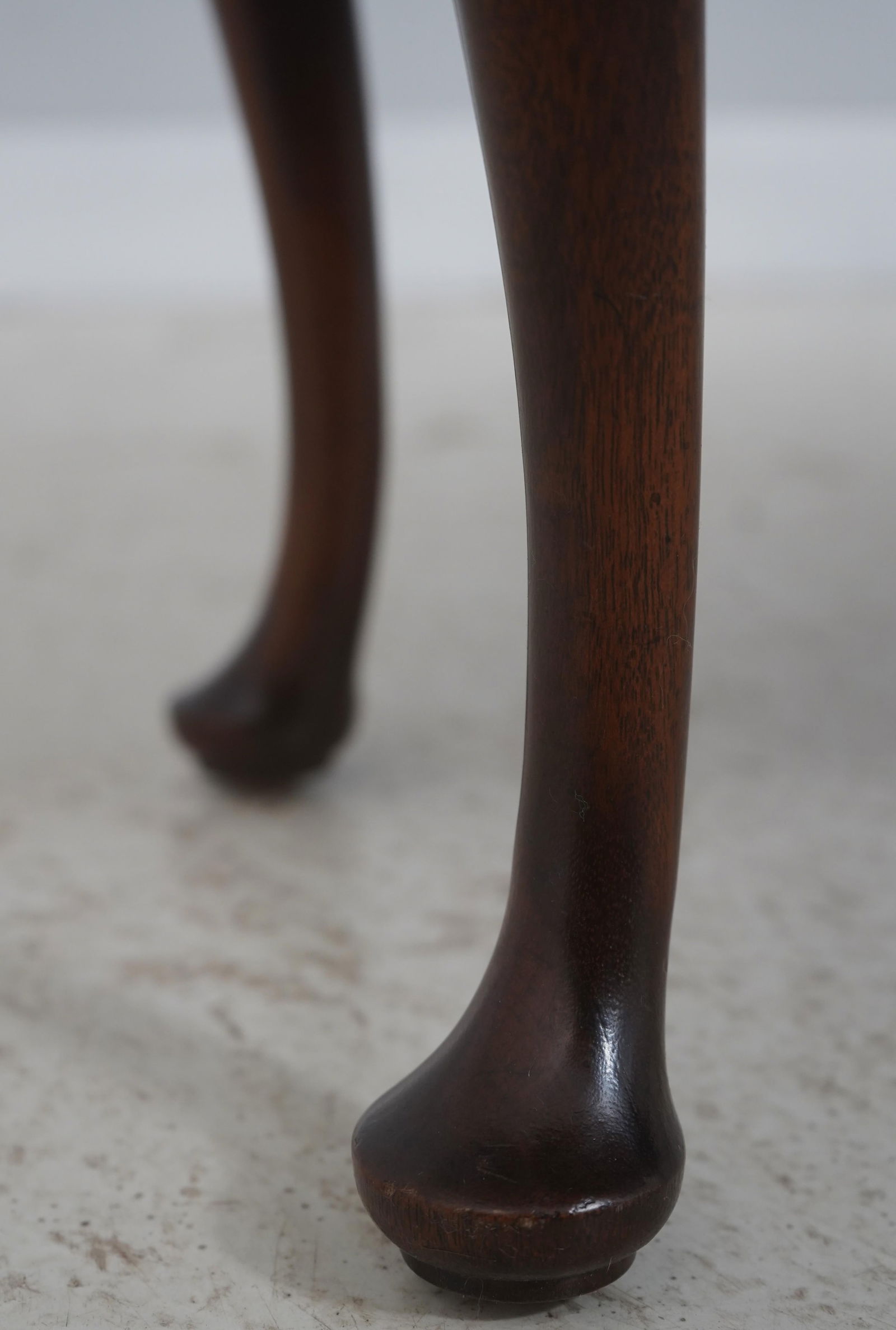 Kittinger Queen Anne Mahogany Drop Leaf Coffee Table - 9