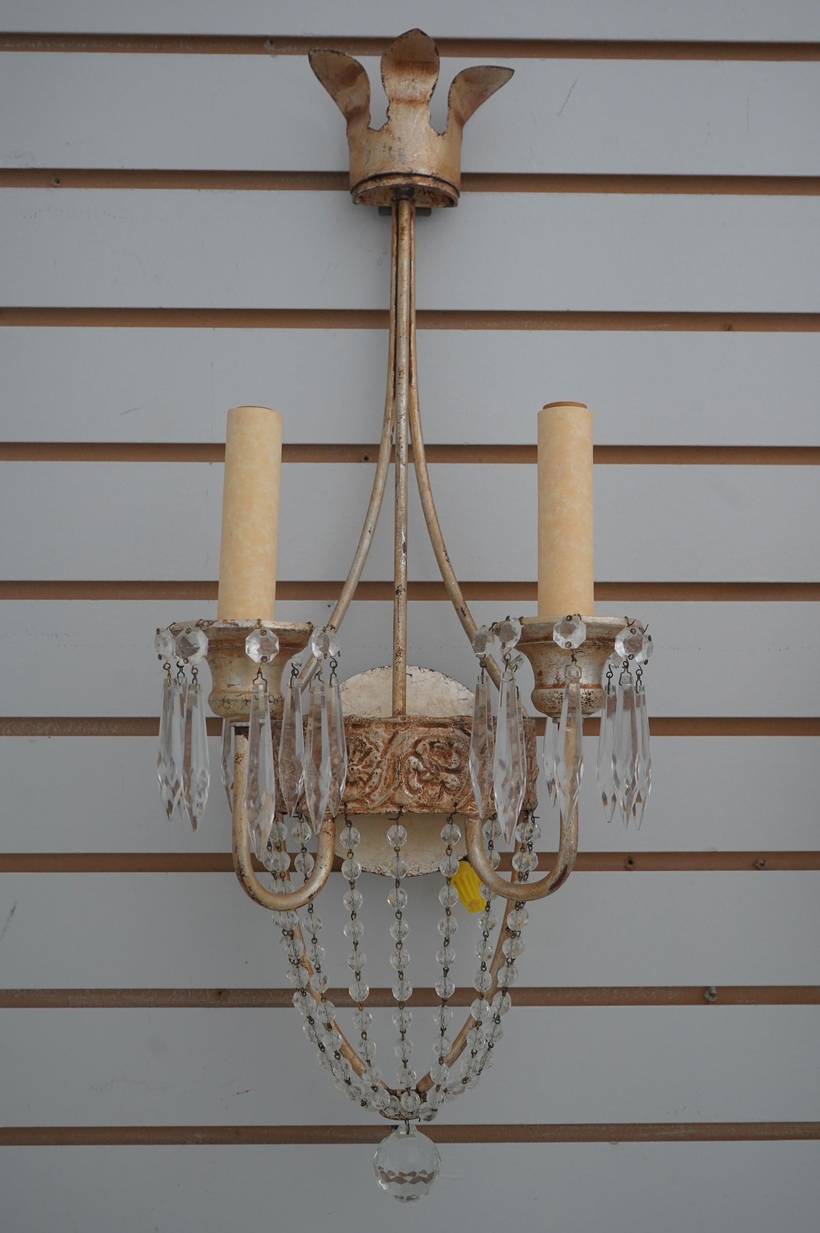 1980s Pair Neopolitan Style Crystal & Gilt Metal Wall Sconces - 3