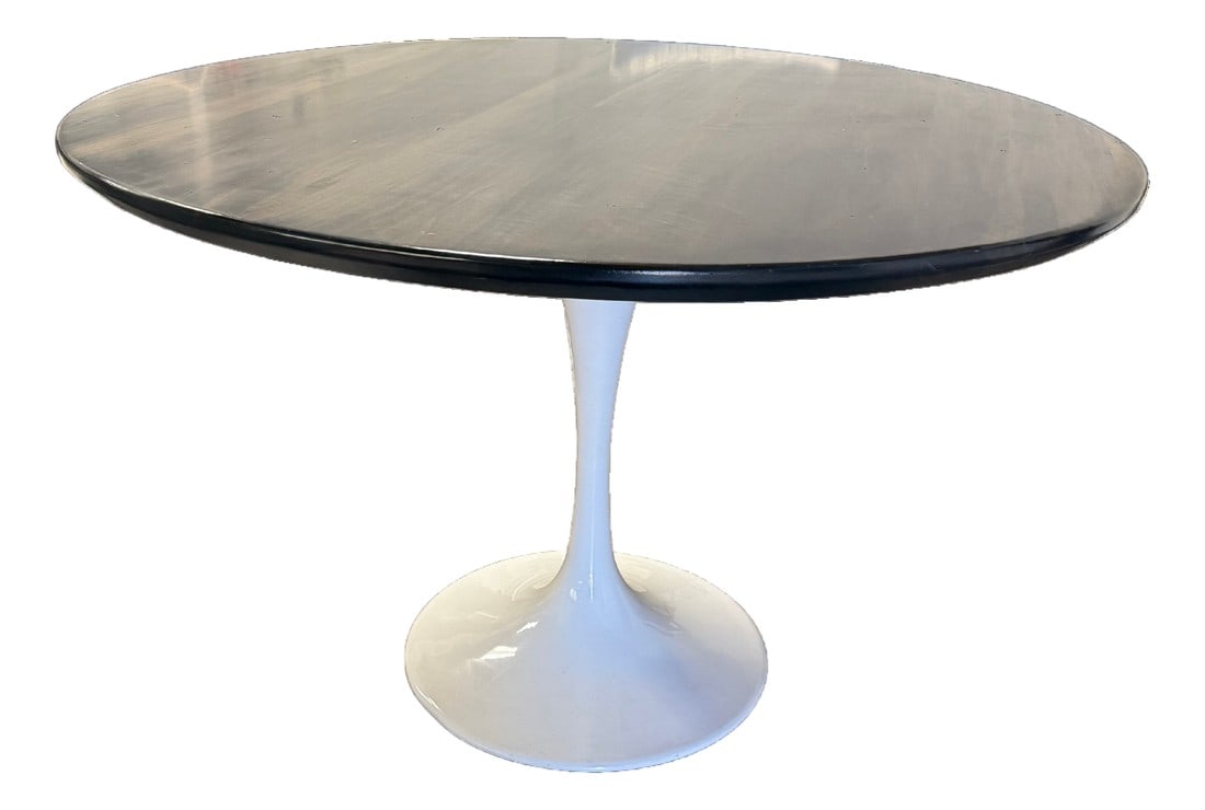 St2 Caja Dining Table (1 of 2)