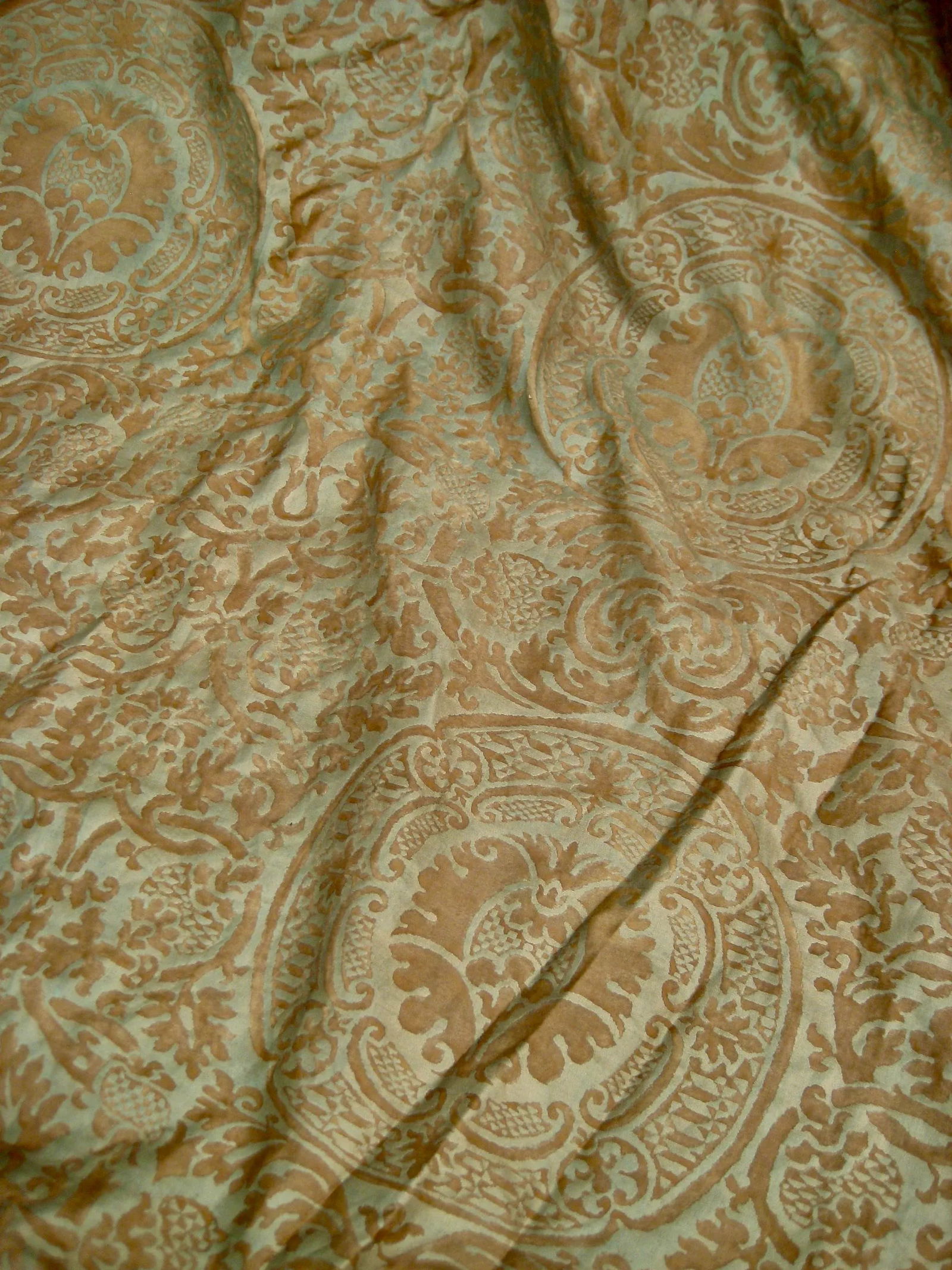 Vintage Fortuny Orsini Round Tablecloth - 7