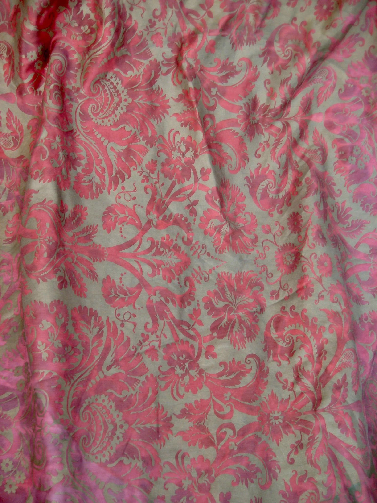 Vintage Fortuny DeMedici Round Tablecloth - 10