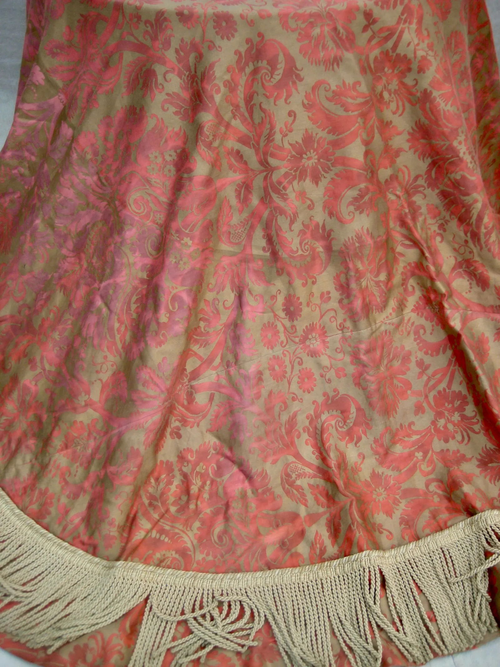 Vintage Fortuny DeMedici Round Tablecloth - 2