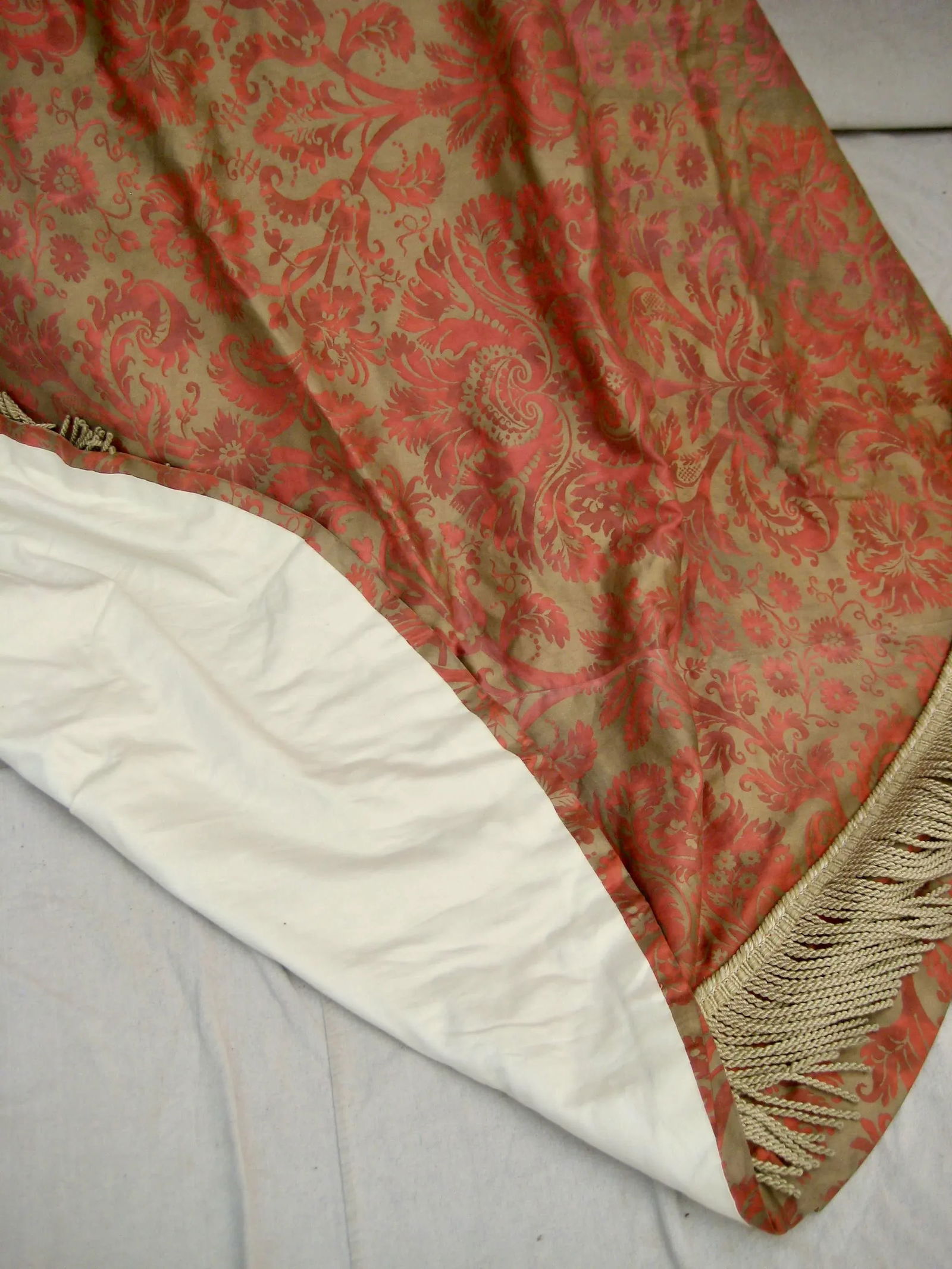 Vintage Fortuny DeMedici Round Tablecloth - 3