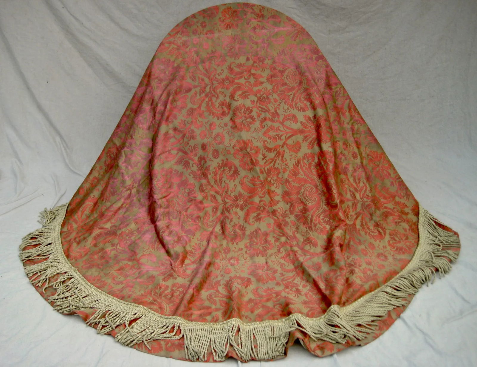 Vintage Fortuny DeMedici Round Tablecloth - 5