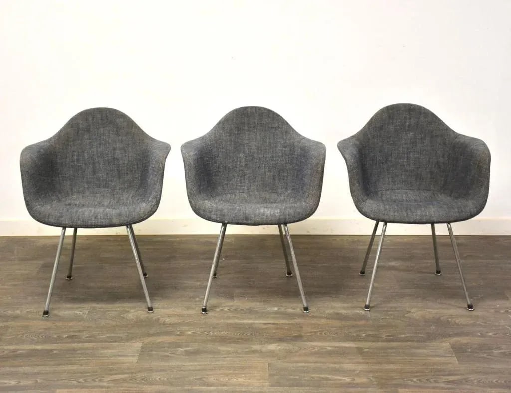 Eames Fiberglass Dax Dining Chair - 10