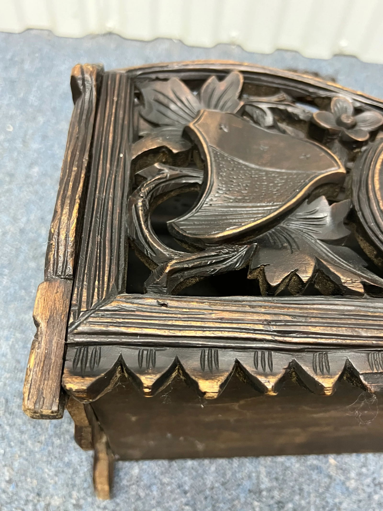 19th Century Antique German or Swiss Black Forest Hand Carved 3 Section Foliate Canterbury With Hand - 10