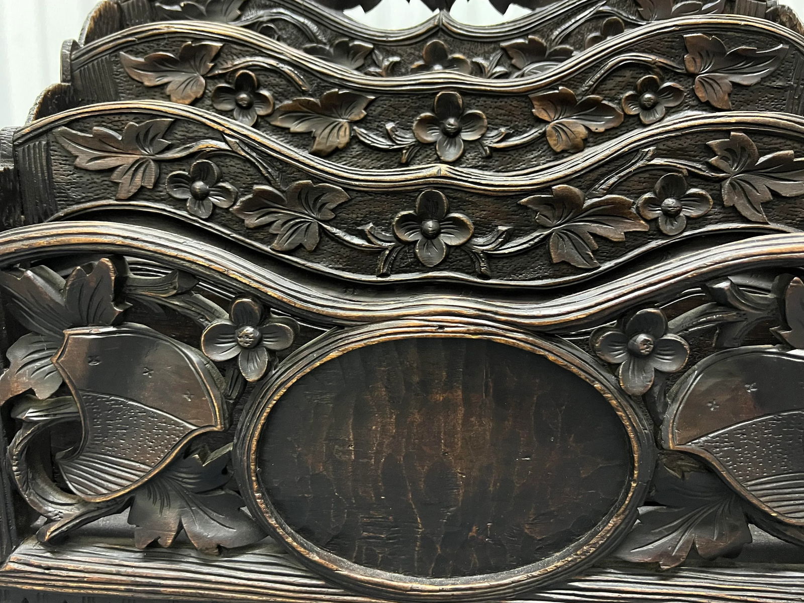 19th Century Antique German or Swiss Black Forest Hand Carved 3 Section Foliate Canterbury With Hand - 7