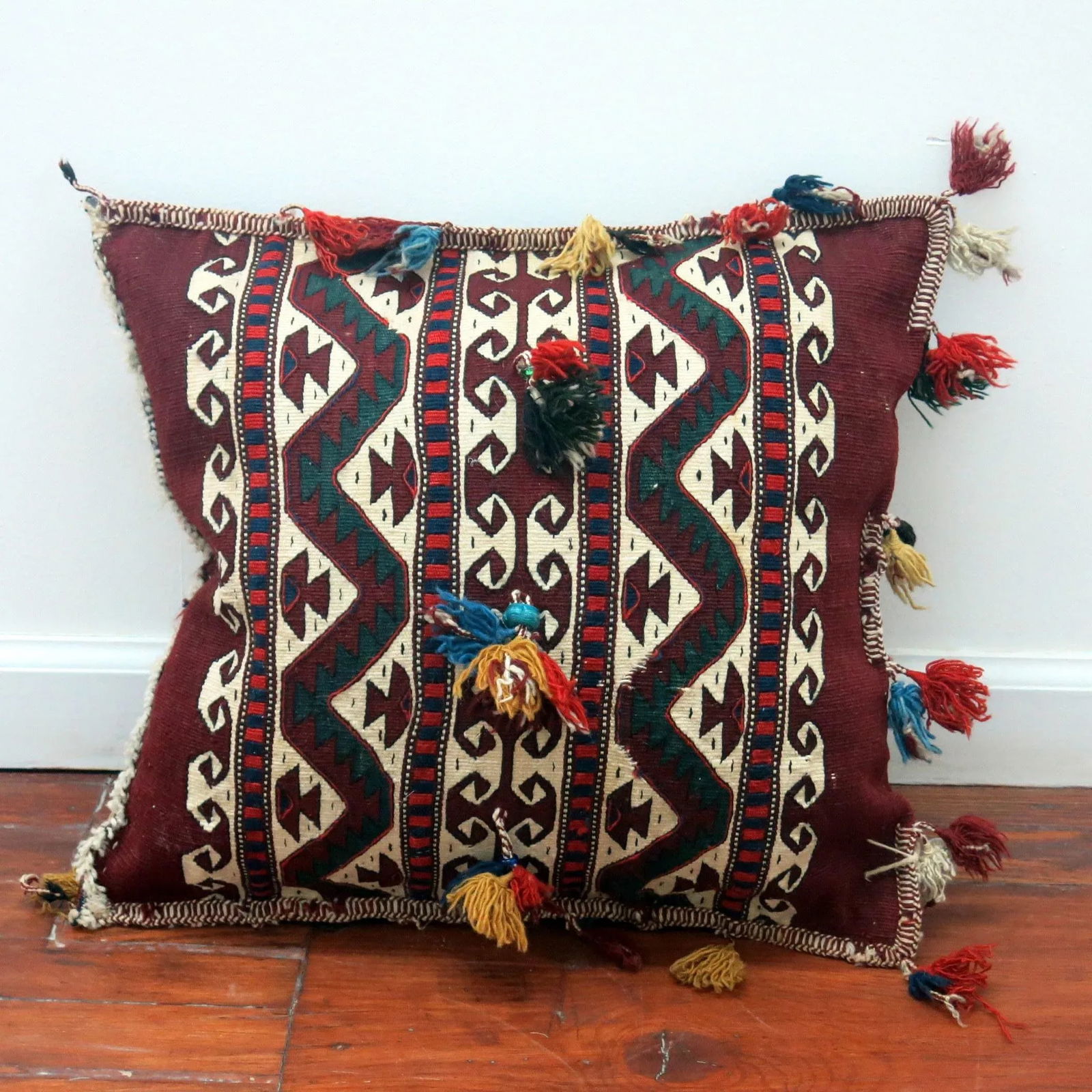 19th Century Antique Turkeman Tasseled Pillow - 7