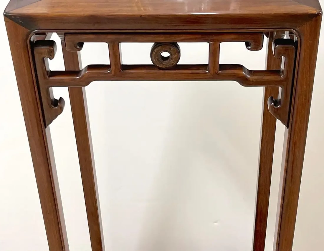 Mid 19th Century Antique Chinese Carved Huanghuali Pedestals, Circa 1860 - A Pair - 2