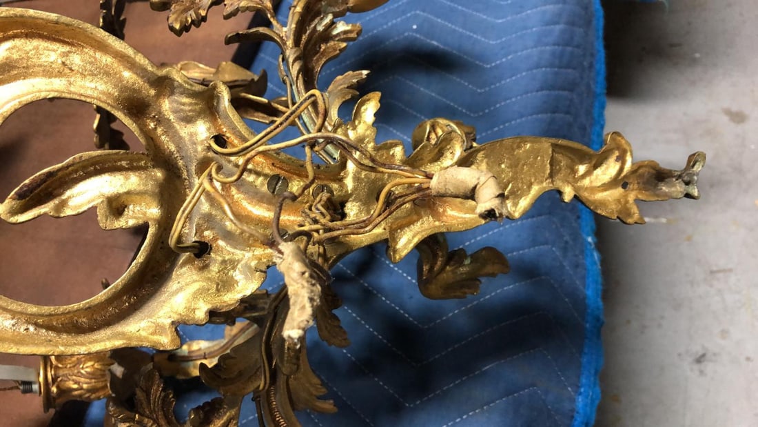 French 19th Century Gilded Bronze Wall Sconces - 12