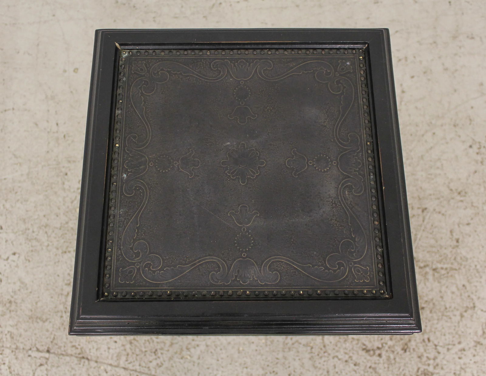 Maitland Smith Hammered Copper Trimmed Lift Top Box - 8