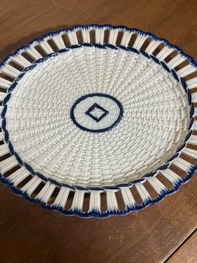 English Reticulated Creamware Tray W/ Cobalt Highlights - 2