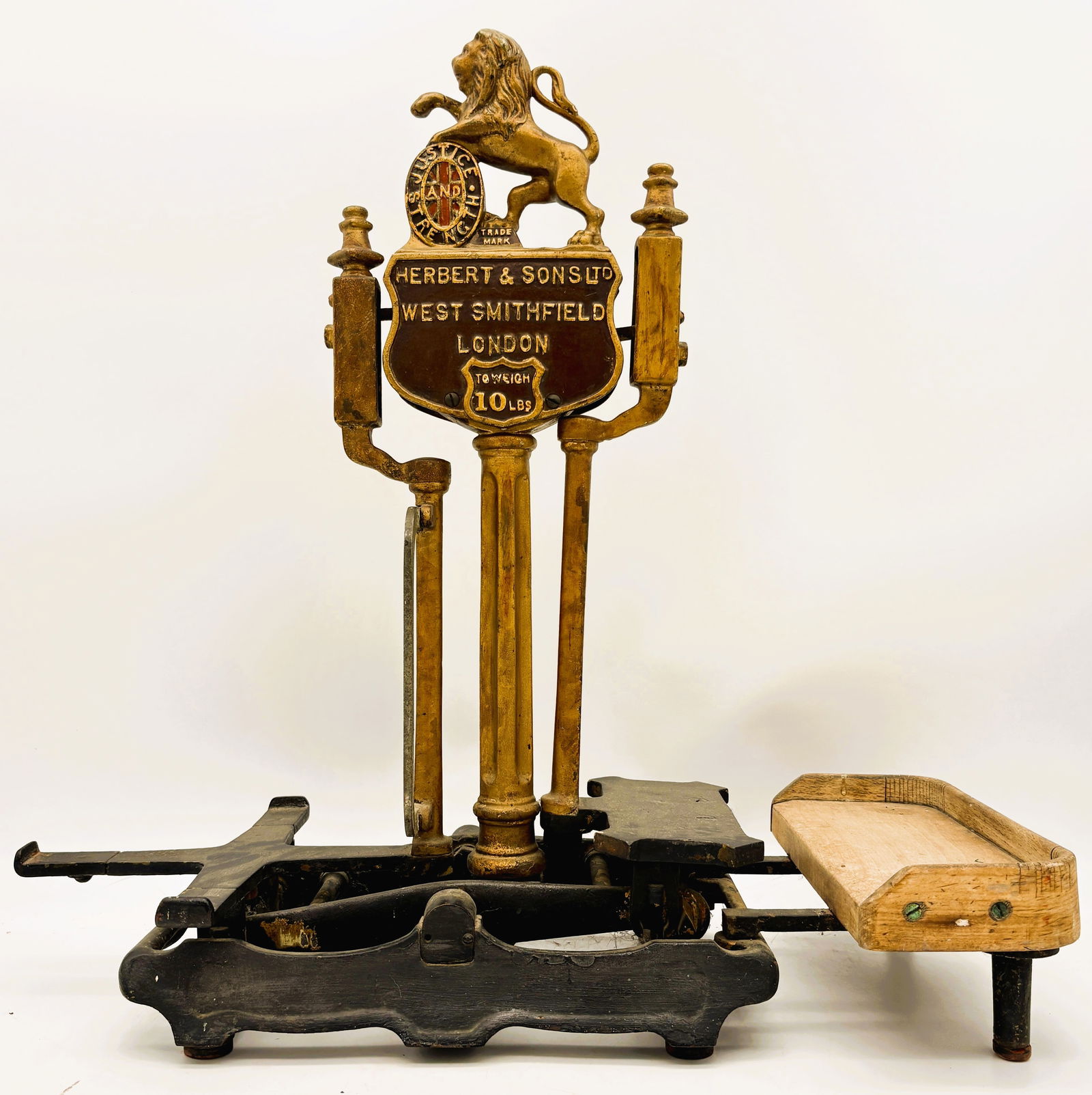 Antique Herbert & Sons Lion Topped 10 lb Scale - 2