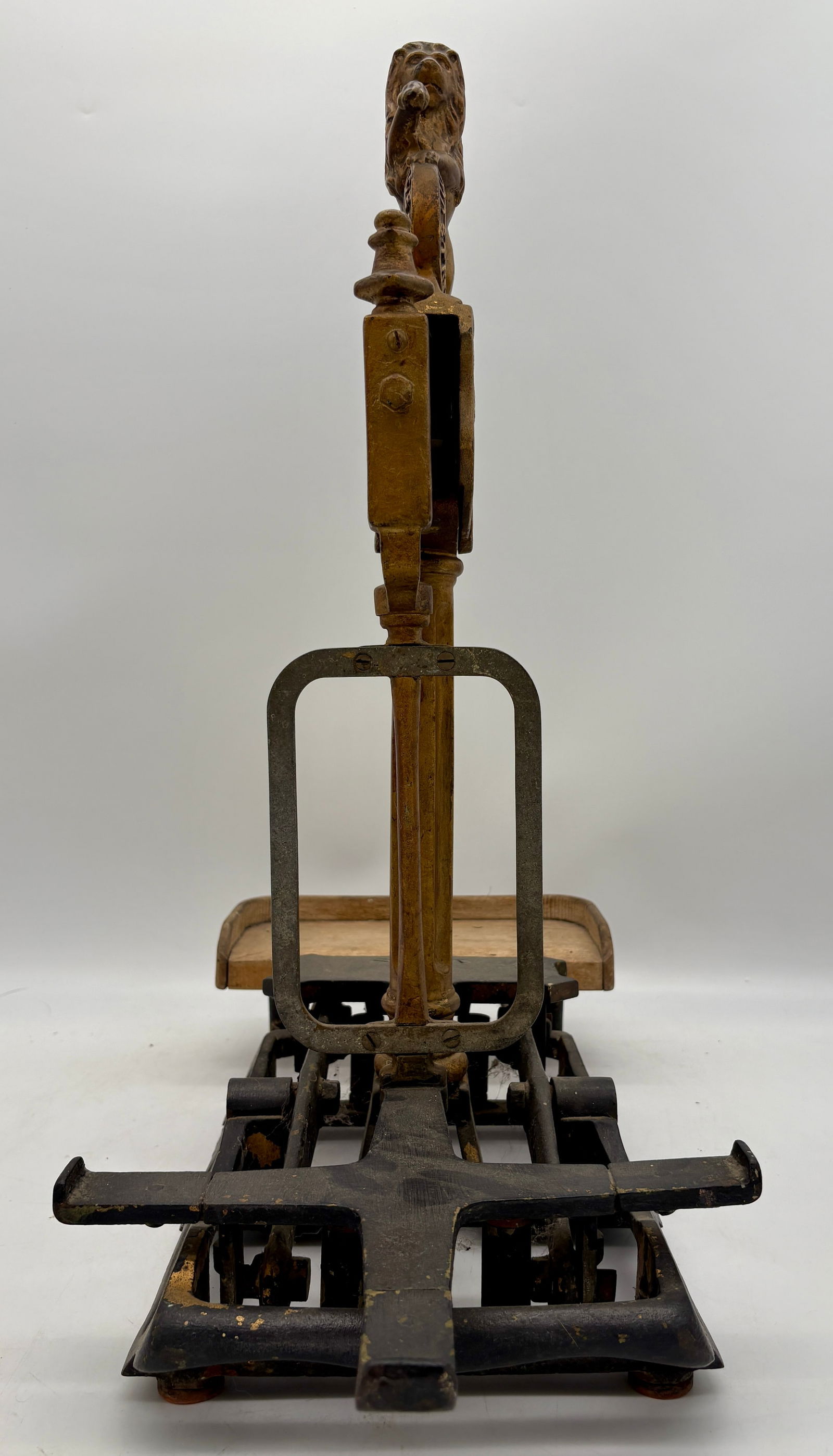 Antique Herbert & Sons Lion Topped 10 lb Scale - 7