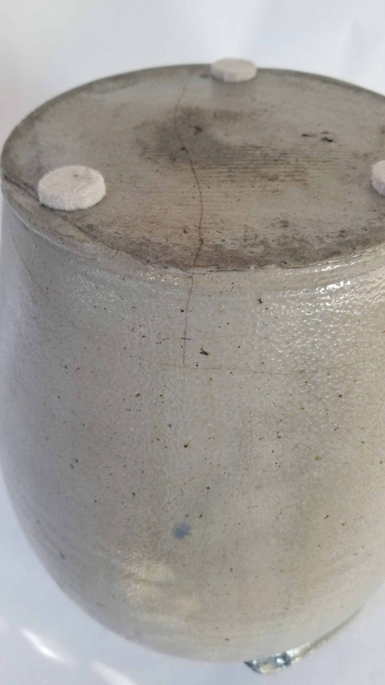 Decorated stoneware jar by William H Morgan - 2