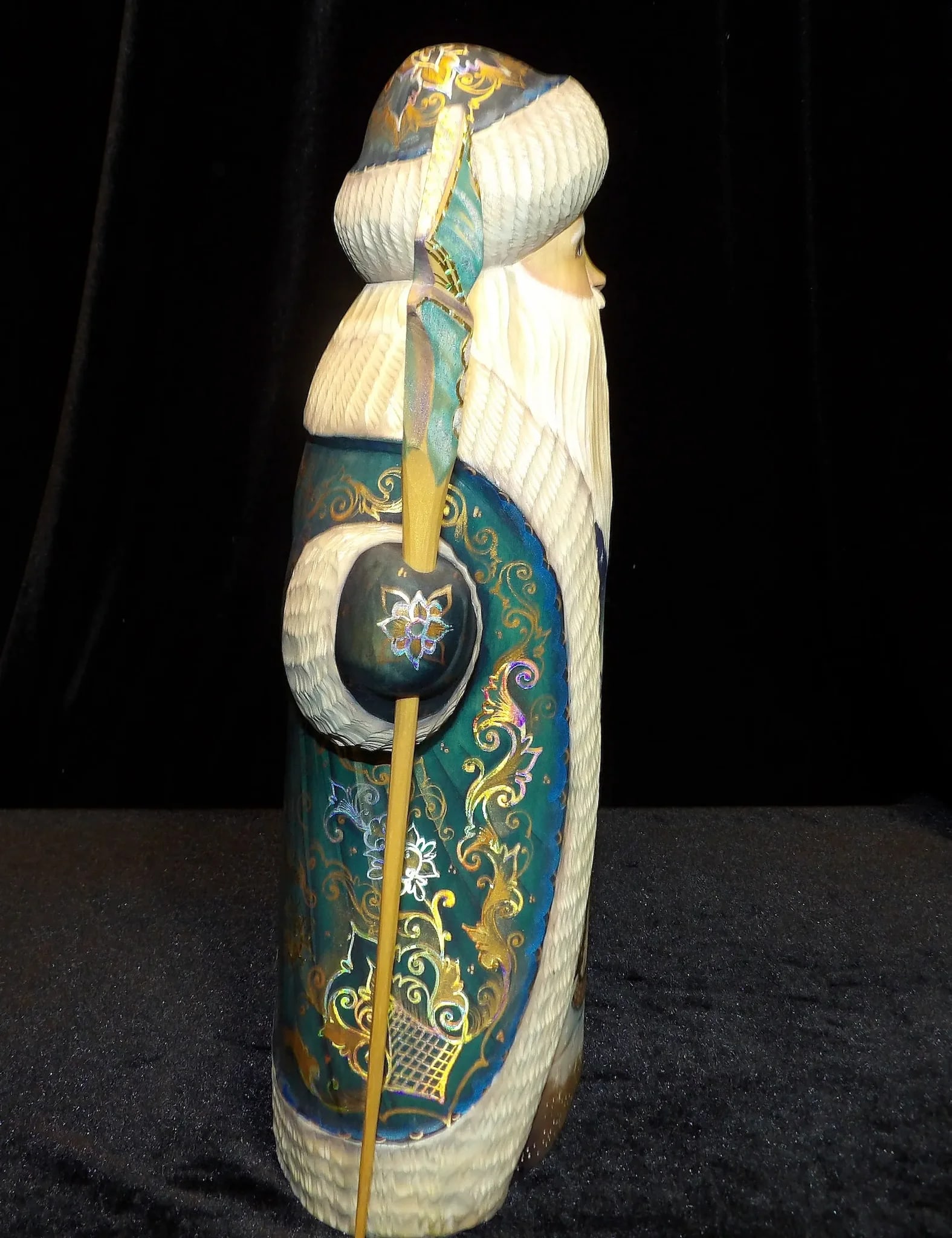 Russian Hand Carved Hand Painted Limited Edition Wood Carving of a Box - 2