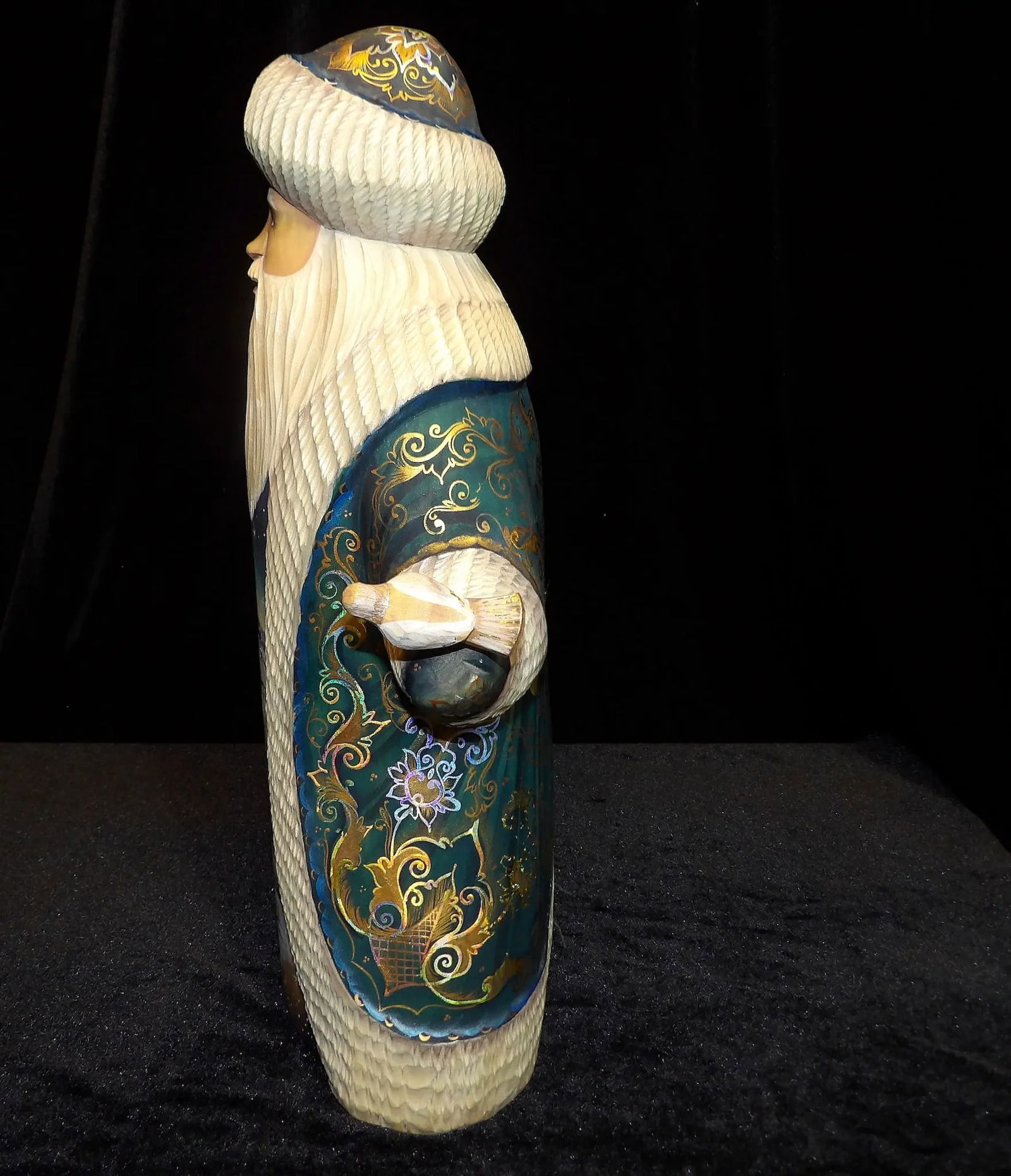 Russian Hand Carved Hand Painted Limited Edition Wood Carving of a Box - 4