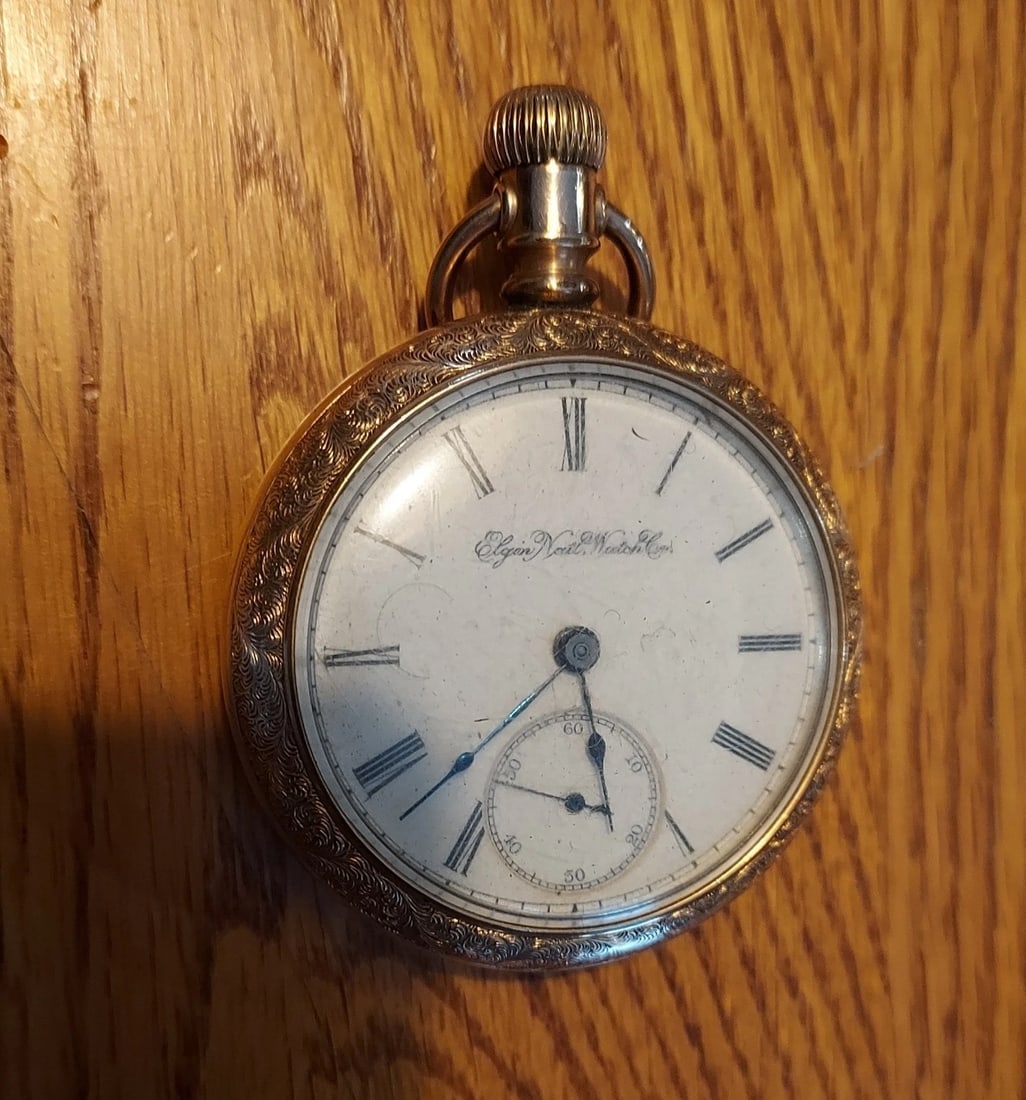 Large Pocket Watch Elgin Fahy Case Gold Filled 2 1/8 works great: Great looking piece in very good condition. Fahy case gold filled . Runs great. No joules CONFIDENCE AS ALL ITEMS ARE GUARANTEED TO BE AS DESCRIBED OR RETURN FOR A FULL REFUND MINUS SHIPPING.SELLING