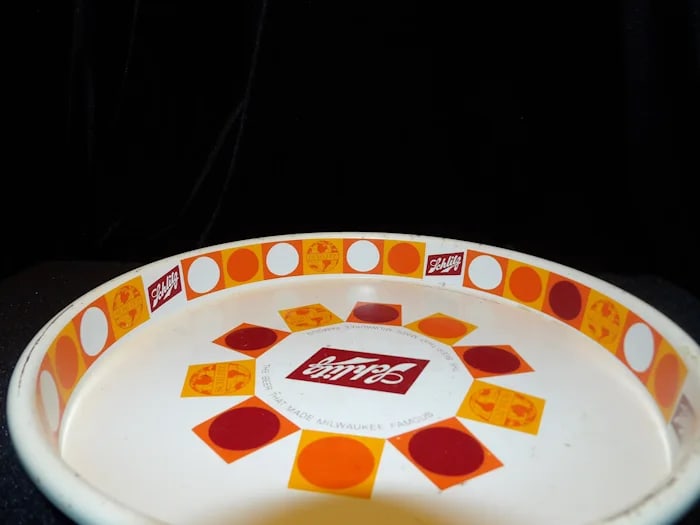 Vintage 1968 Schlitz Beer Tray - 8